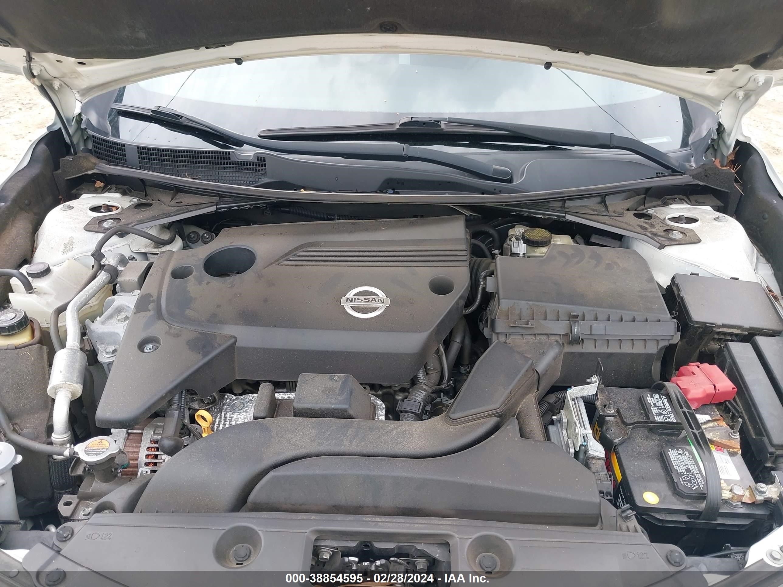 Photo 9 VIN: 1N4AL3AP8FC209962 - NISSAN ALTIMA 