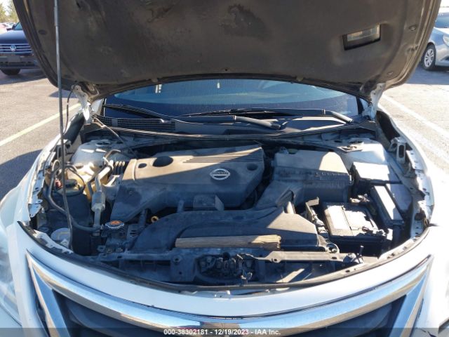 Photo 9 VIN: 1N4AL3AP8FC464904 - NISSAN ALTIMA 