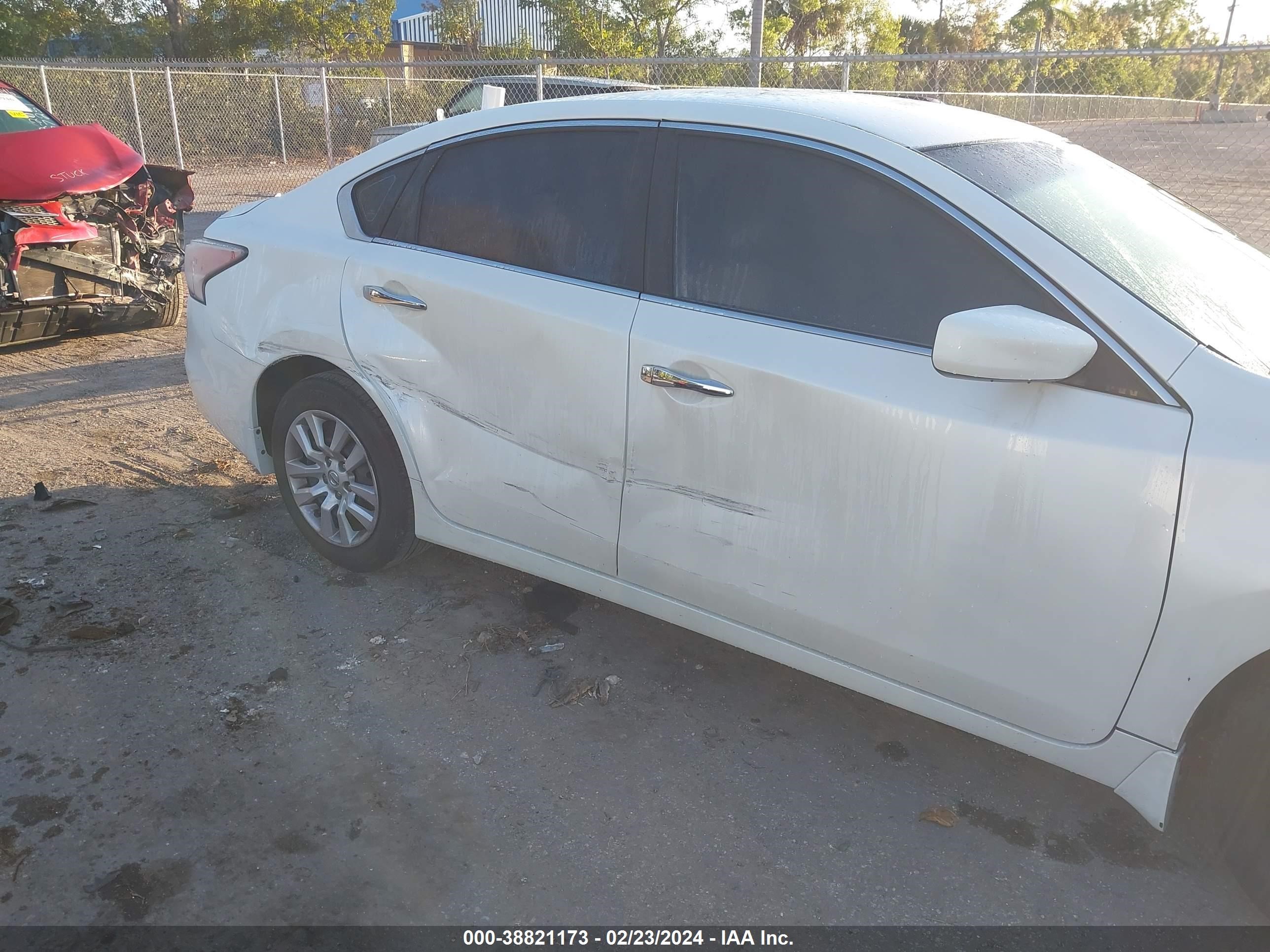 Photo 5 VIN: 1N4AL3AP8FC593015 - NISSAN ALTIMA 