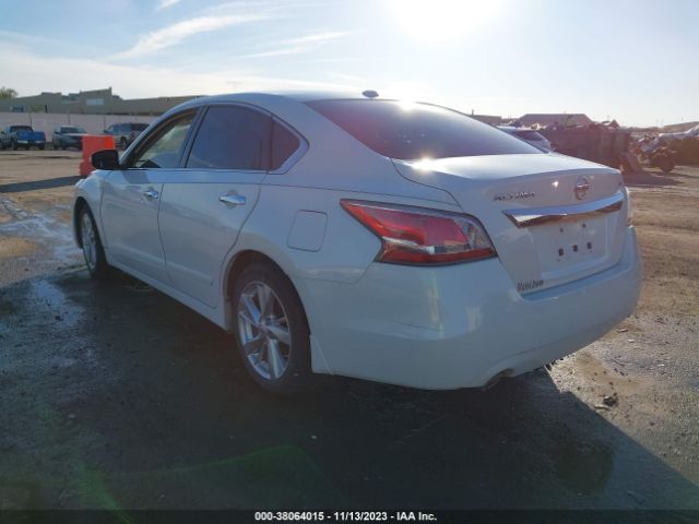 Photo 2 VIN: 1N4AL3AP8FN364001 - NISSAN ALTIMA 