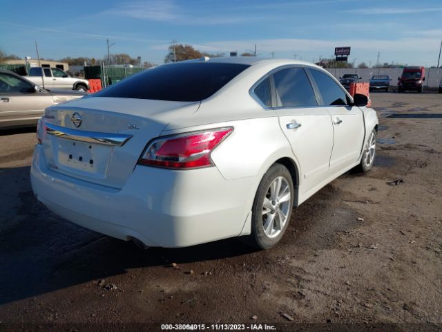 Photo 3 VIN: 1N4AL3AP8FN364001 - NISSAN ALTIMA 