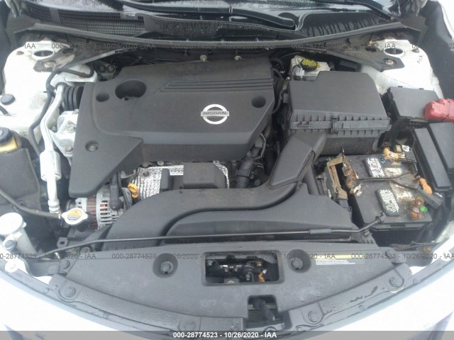 Photo 9 VIN: 1N4AL3AP8FN372213 - NISSAN ALTIMA 