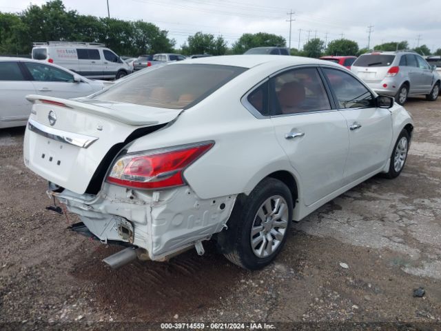 Photo 3 VIN: 1N4AL3AP8FN394311 - NISSAN ALTIMA 