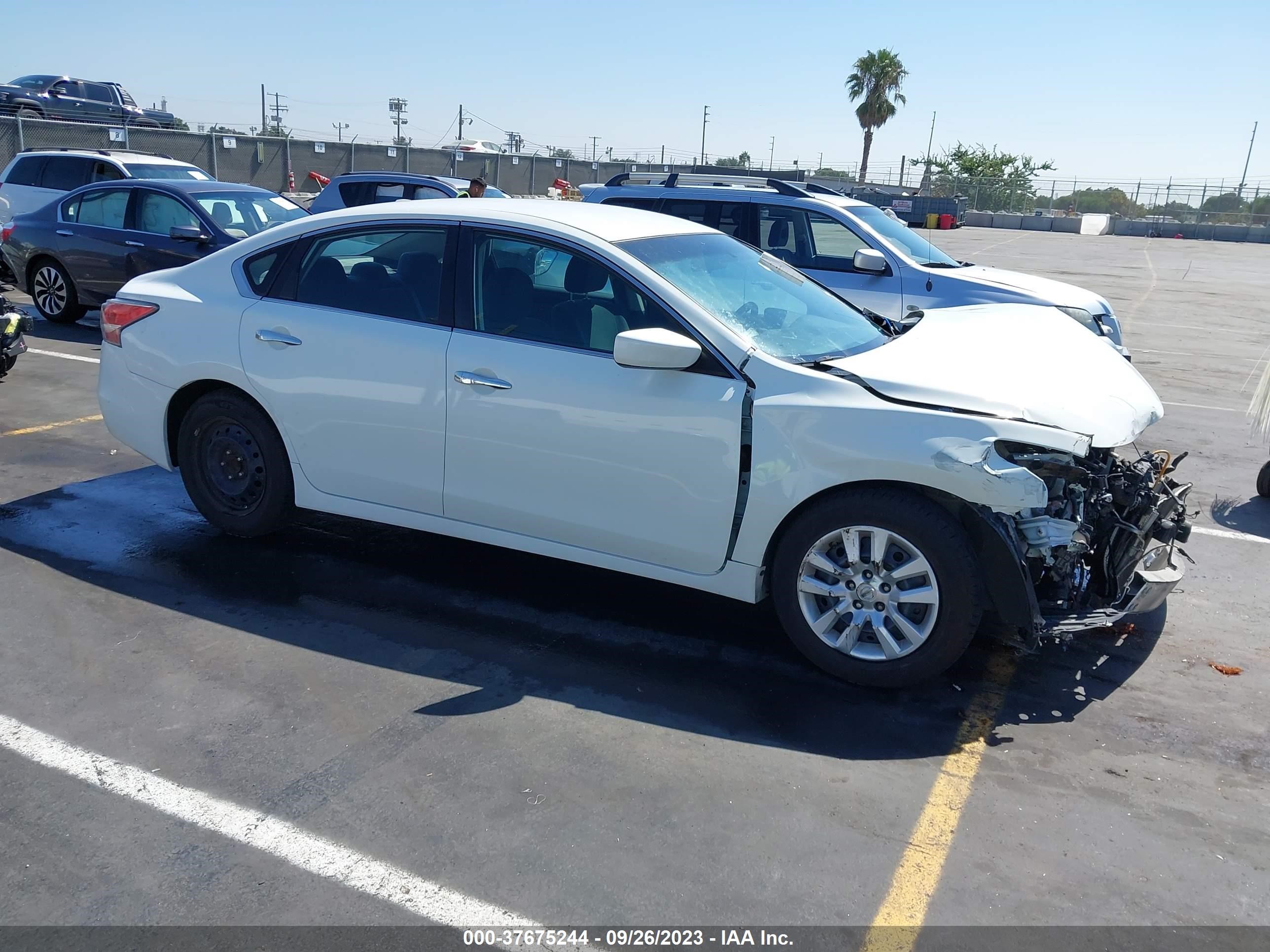 Photo 0 VIN: 1N4AL3AP8FN398066 - NISSAN ALTIMA 