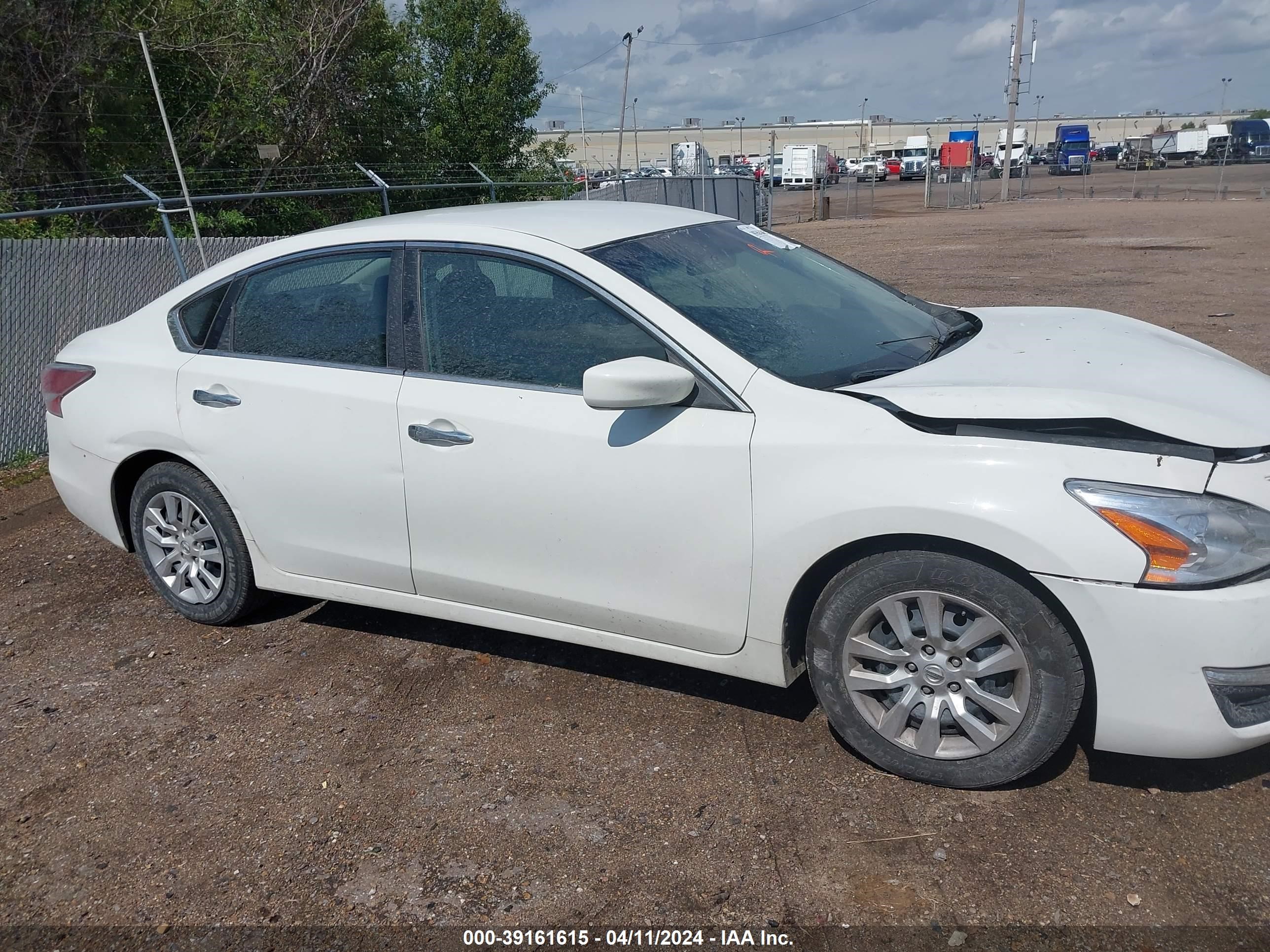 Photo 11 VIN: 1N4AL3AP8FN879533 - NISSAN ALTIMA 