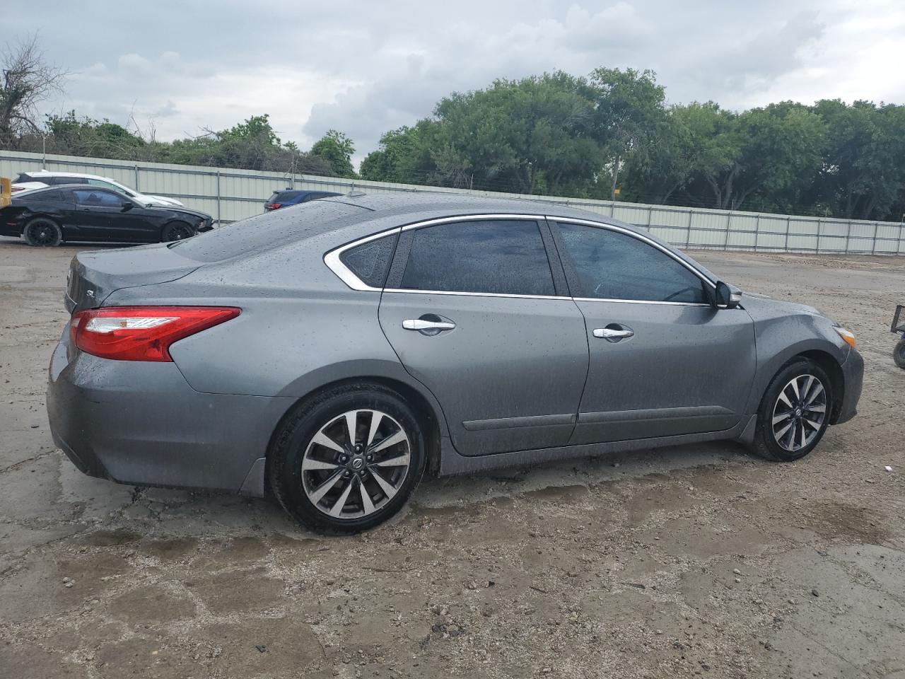 Photo 2 VIN: 1N4AL3AP8GC201104 - NISSAN ALTIMA 