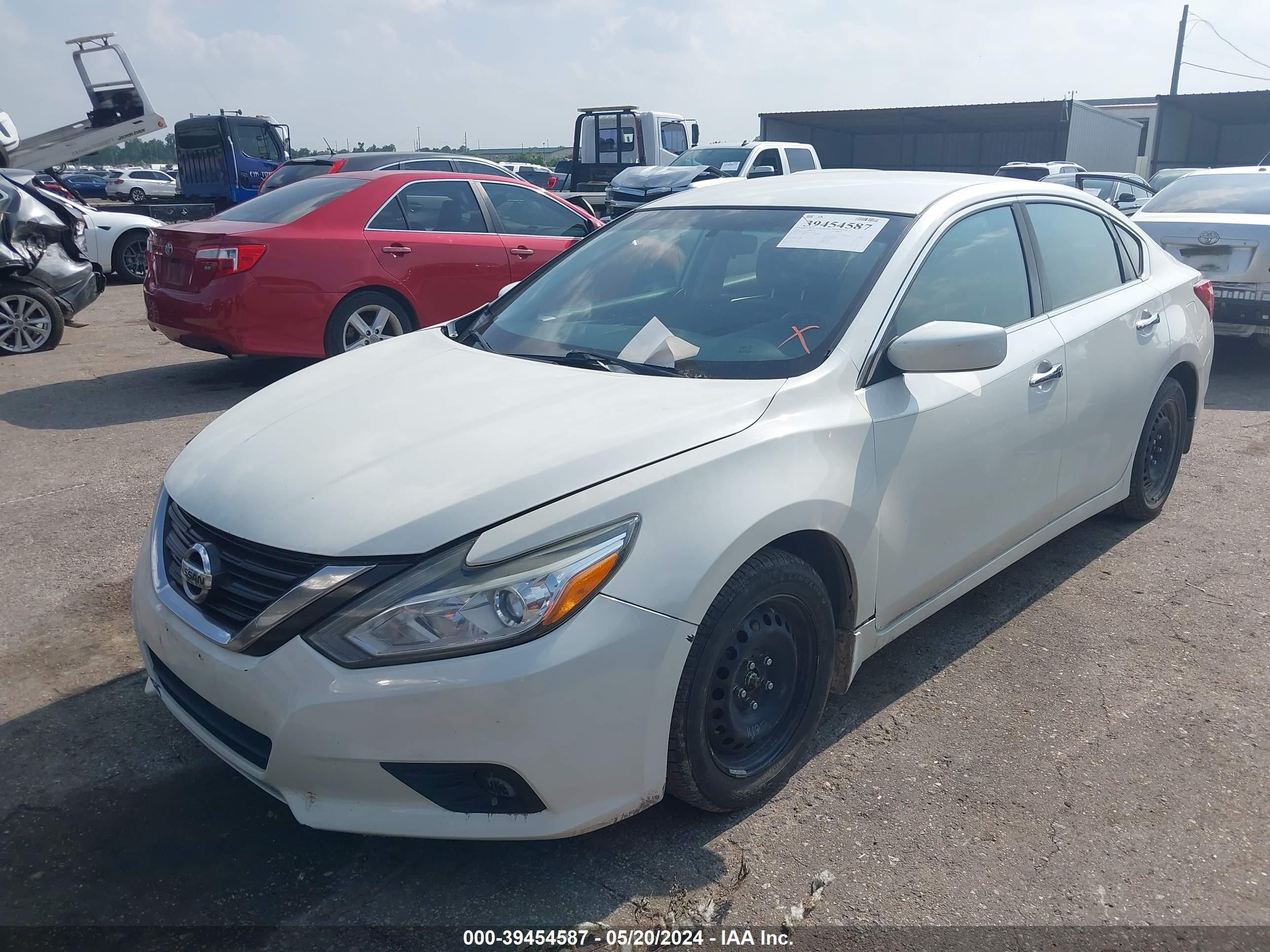 Photo 1 VIN: 1N4AL3AP8GC258743 - NISSAN ALTIMA 