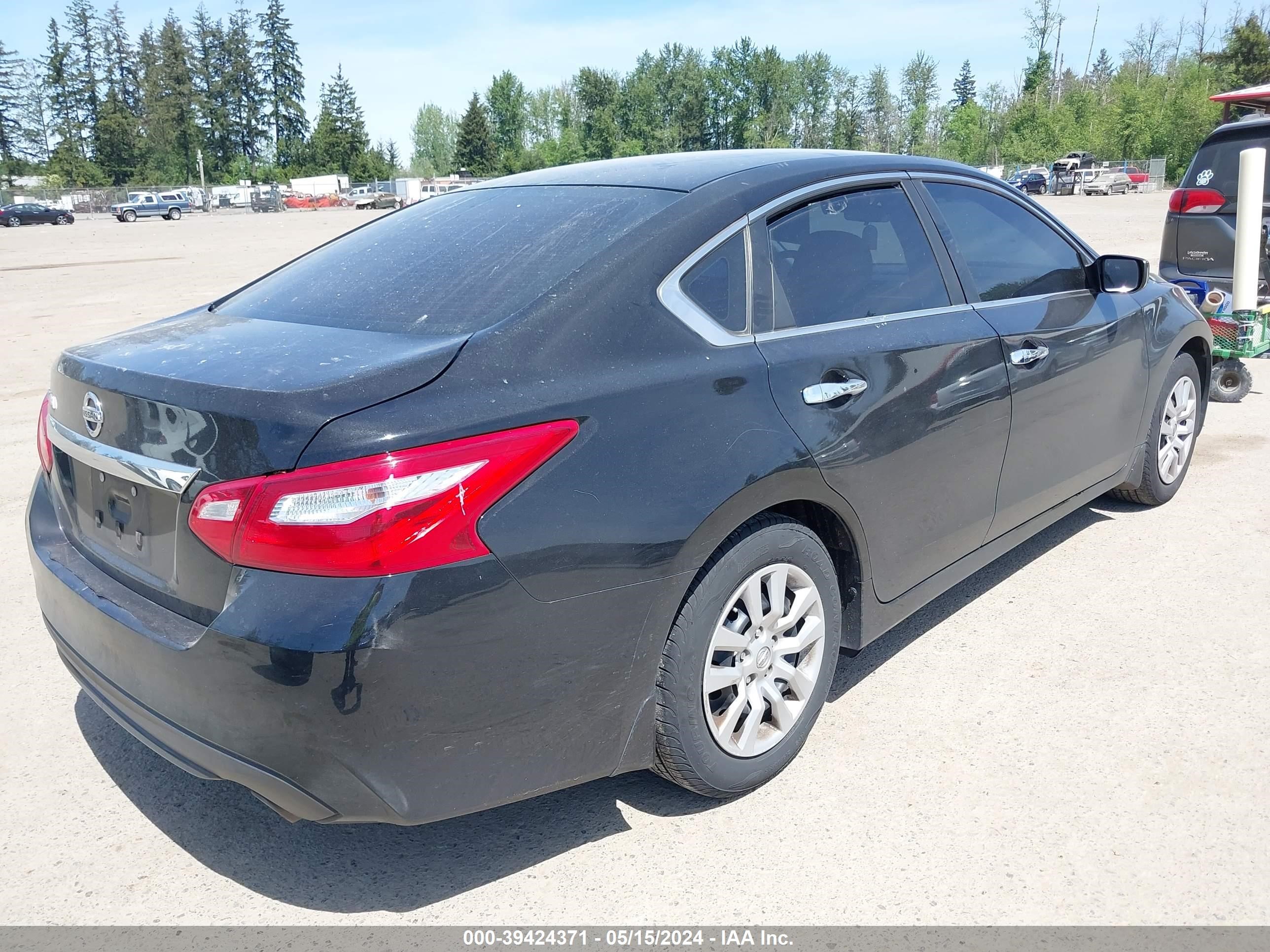 Photo 3 VIN: 1N4AL3AP8GN321831 - NISSAN ALTIMA 