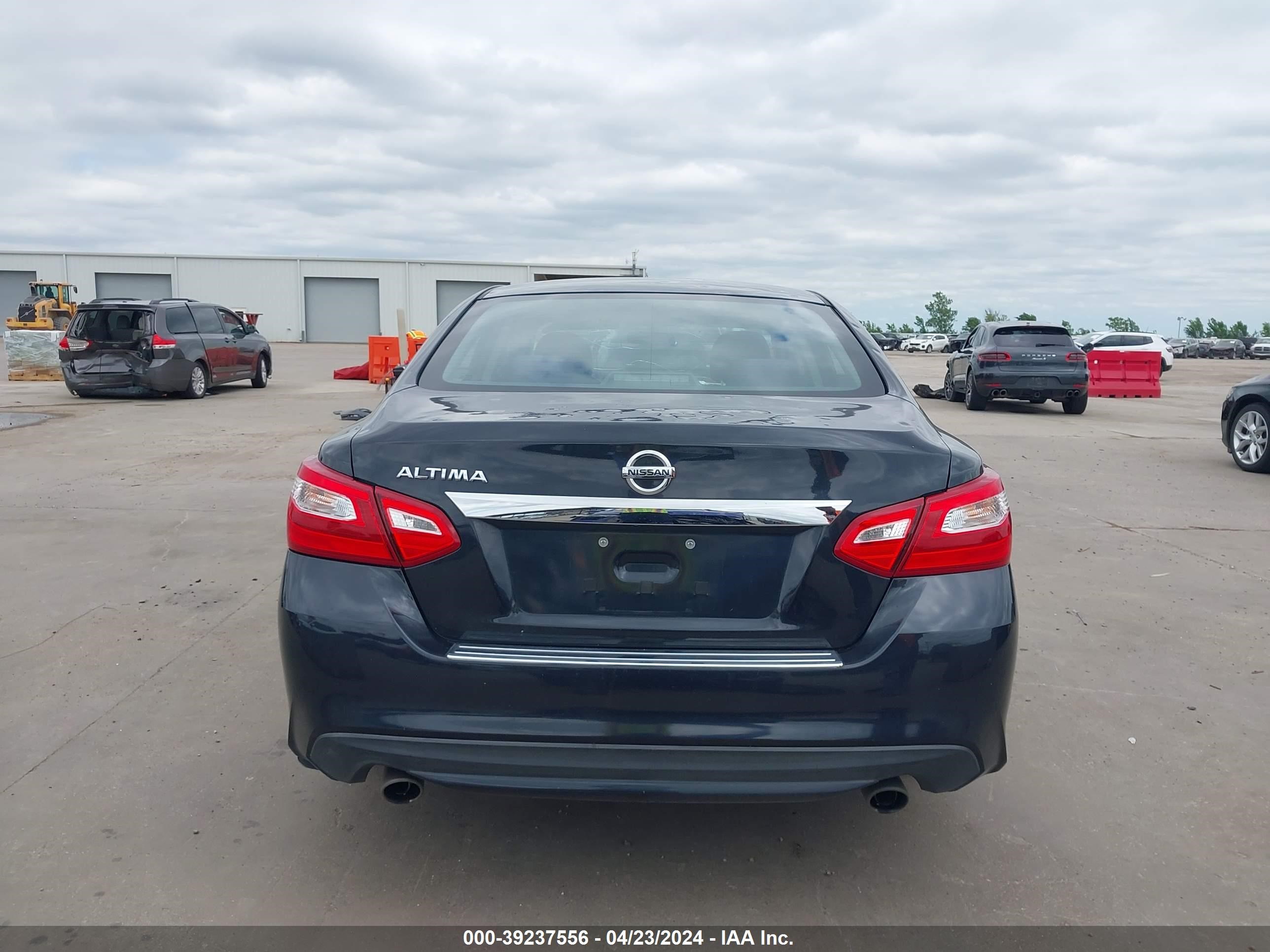 Photo 15 VIN: 1N4AL3AP8GN332957 - NISSAN ALTIMA 