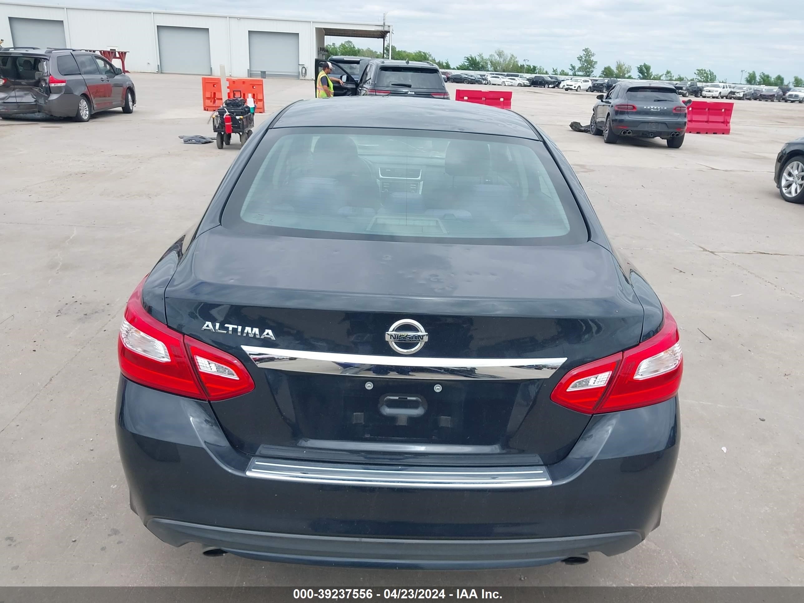 Photo 16 VIN: 1N4AL3AP8GN332957 - NISSAN ALTIMA 