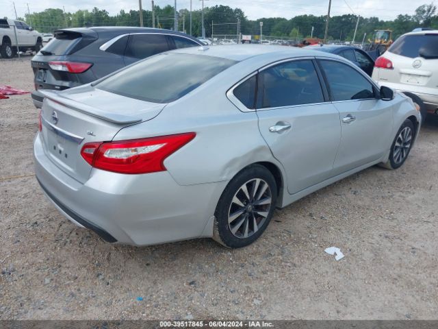 Photo 3 VIN: 1N4AL3AP8HC120329 - NISSAN ALTIMA 