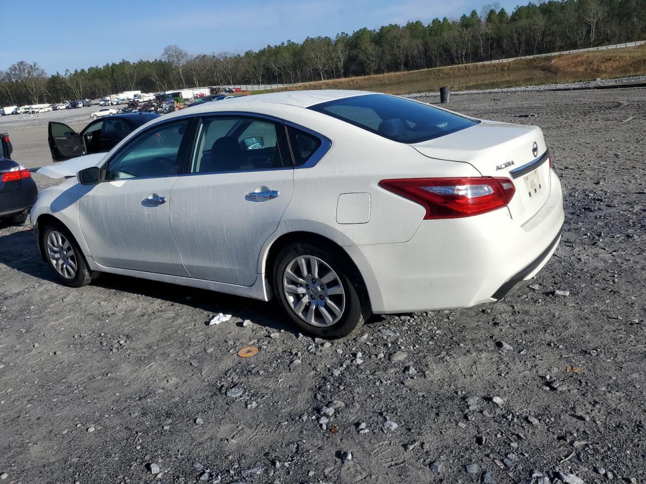 Photo 1 VIN: 1N4AL3AP8HC170132 - NISSAN ALTIMA 