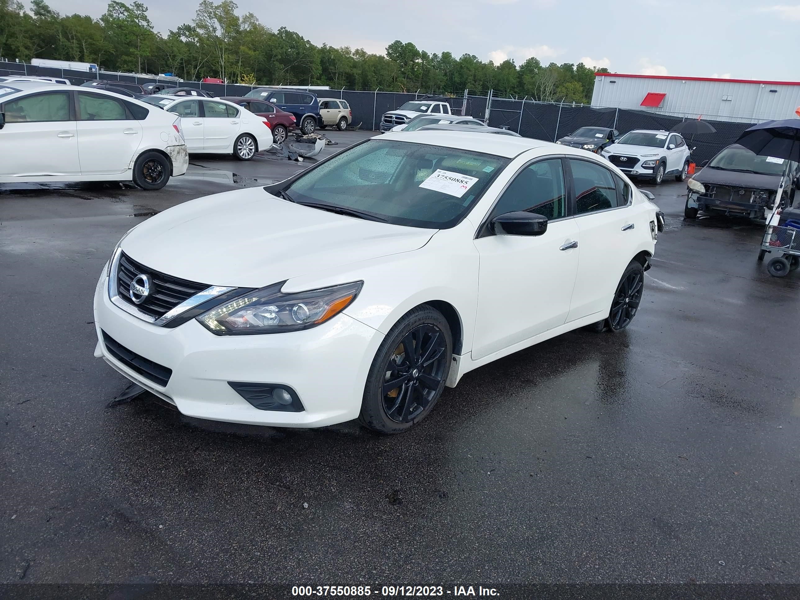 Photo 1 VIN: 1N4AL3AP8HC182989 - NISSAN ALTIMA 