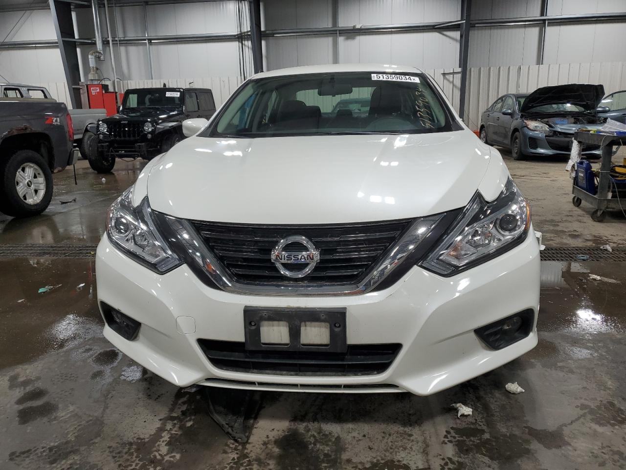 Photo 4 VIN: 1N4AL3AP8HC235917 - NISSAN ALTIMA 