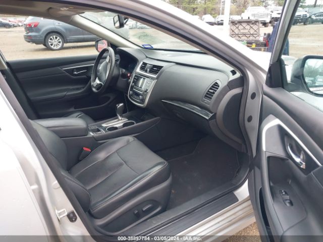 Photo 4 VIN: 1N4AL3AP8HC270330 - NISSAN ALTIMA 