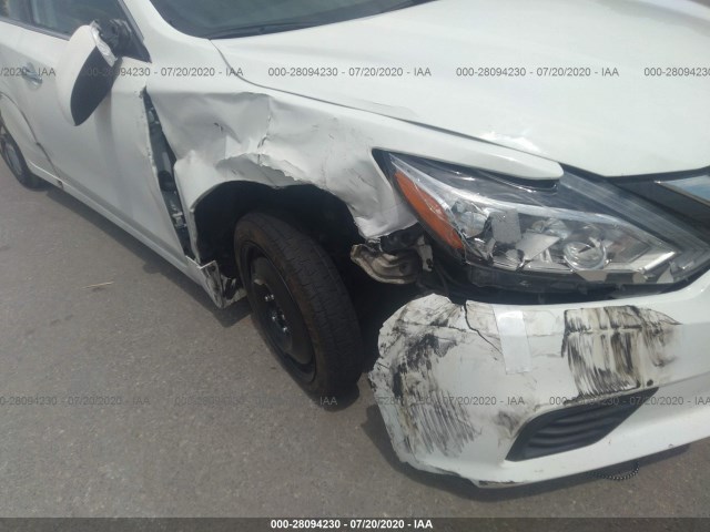 Photo 5 VIN: 1N4AL3AP8HN326643 - NISSAN ALTIMA 