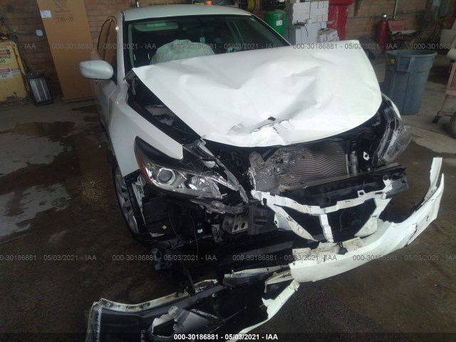 Photo 5 VIN: 1N4AL3AP8JC120773 - NISSAN ALTIMA 