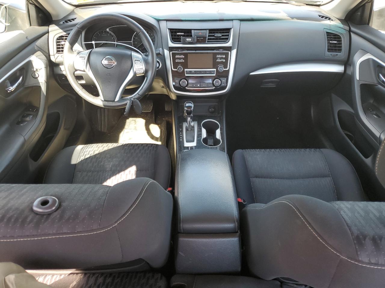 Photo 7 VIN: 1N4AL3AP8JC122183 - NISSAN ALTIMA 