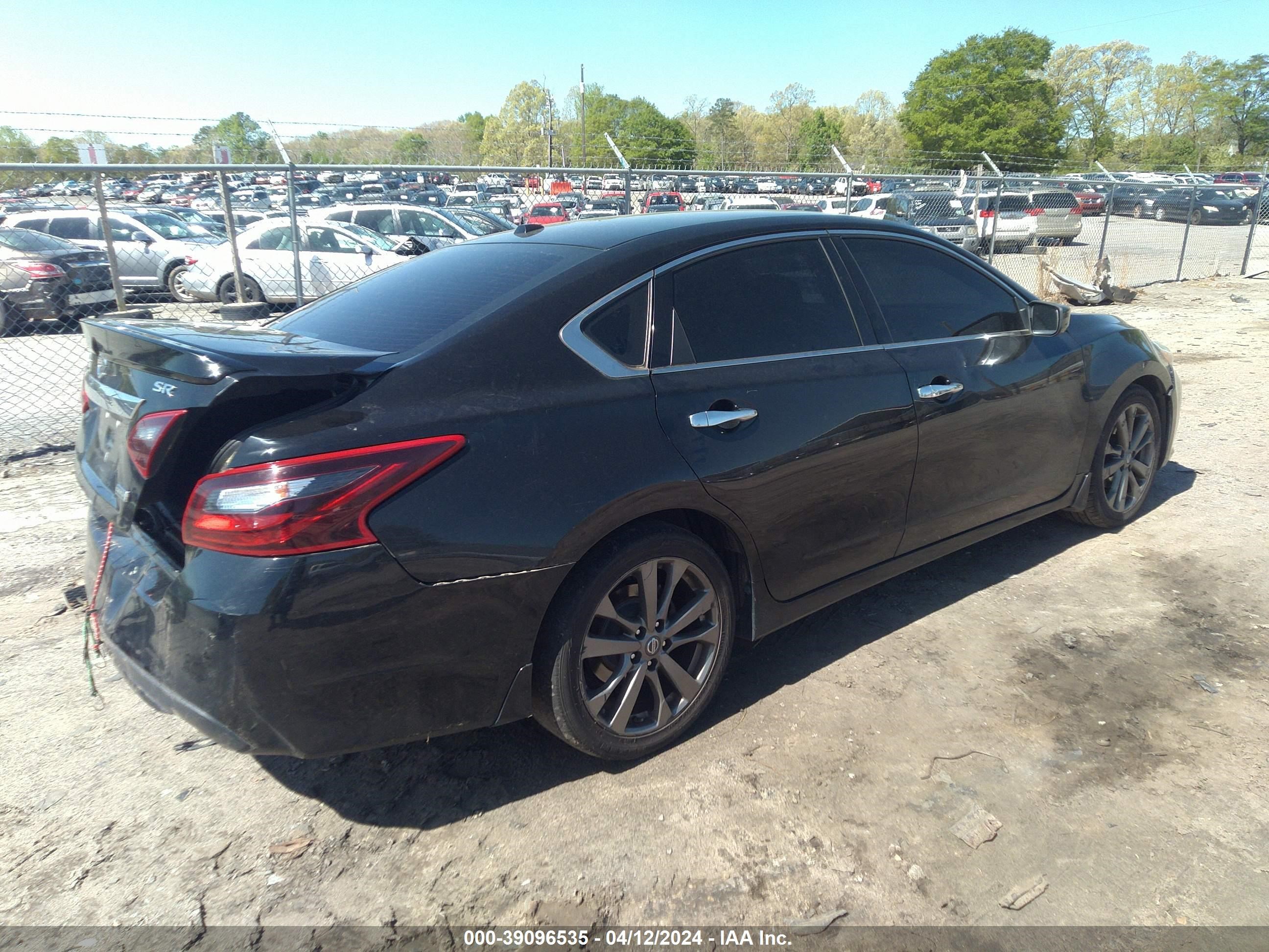 Photo 3 VIN: 1N4AL3AP8JC145611 - NISSAN ALTIMA 