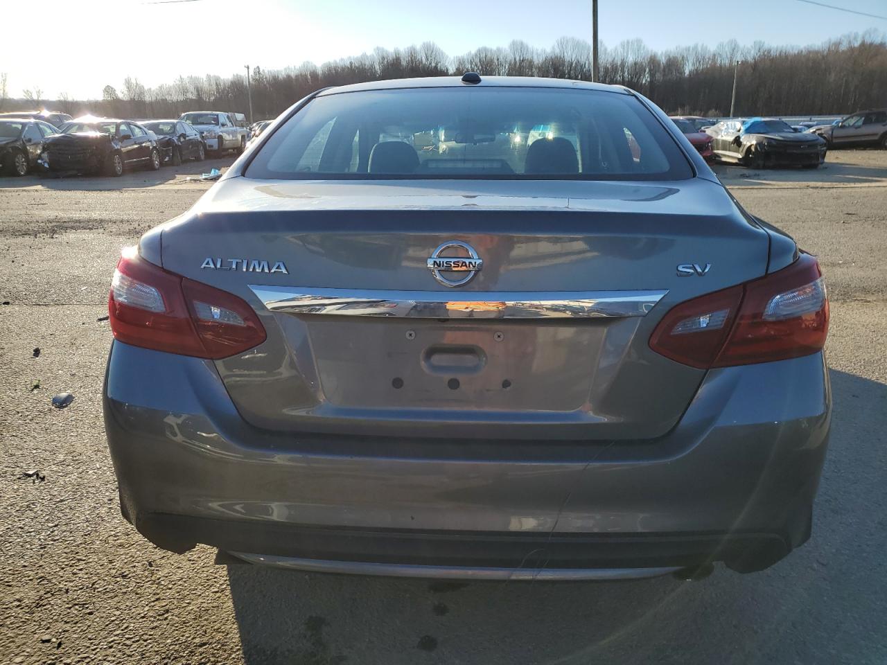 Photo 5 VIN: 1N4AL3AP8JC211428 - NISSAN ALTIMA 