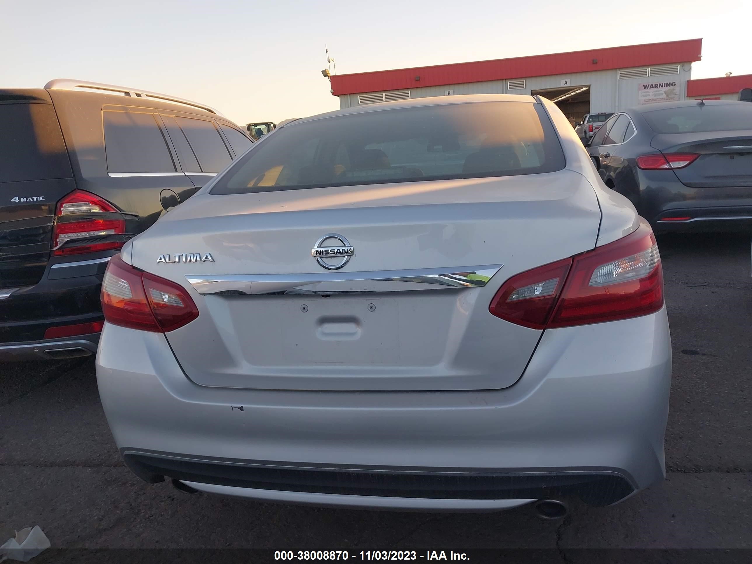 Photo 15 VIN: 1N4AL3AP8JC220906 - NISSAN ALTIMA 