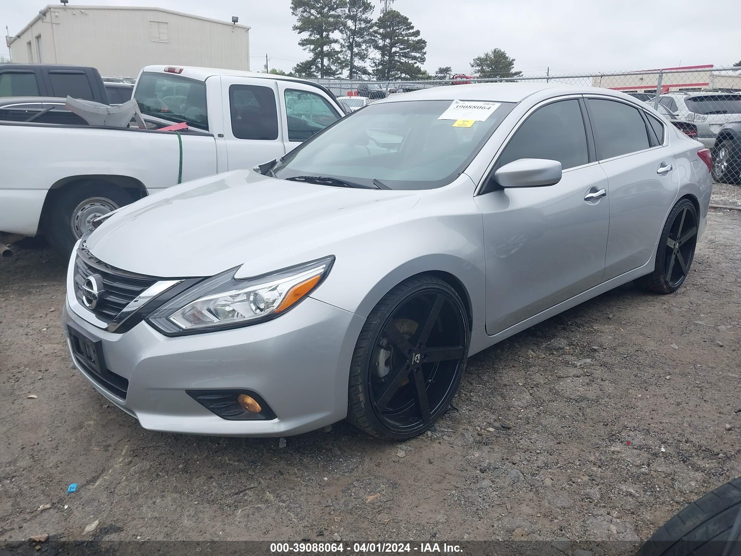 Photo 1 VIN: 1N4AL3AP8JC250553 - NISSAN ALTIMA 