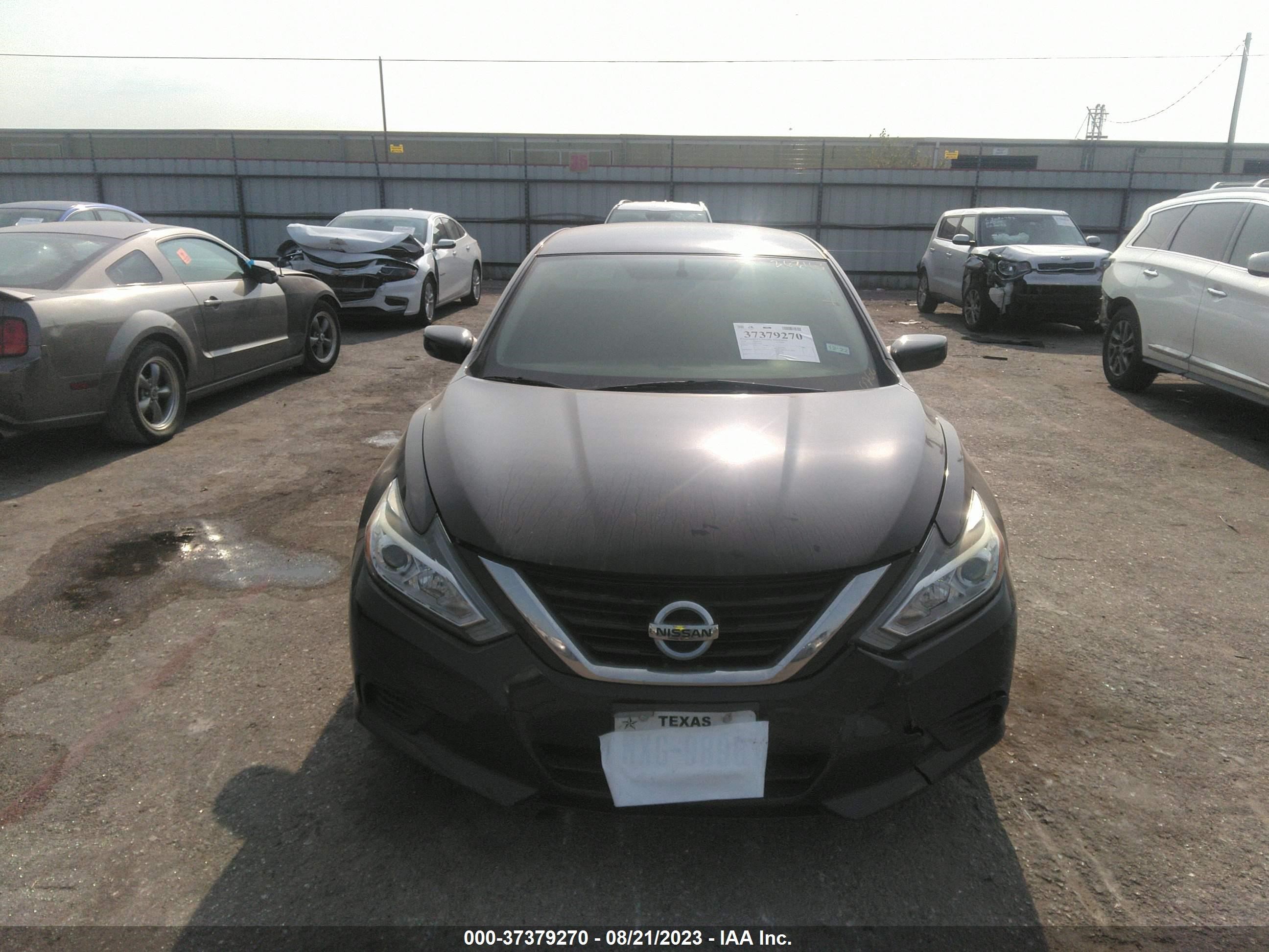 Photo 11 VIN: 1N4AL3AP8JC470260 - NISSAN ALTIMA 