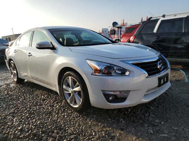 Photo 3 VIN: 1N4AL3AP9DC133701 - NISSAN ALTIMA 