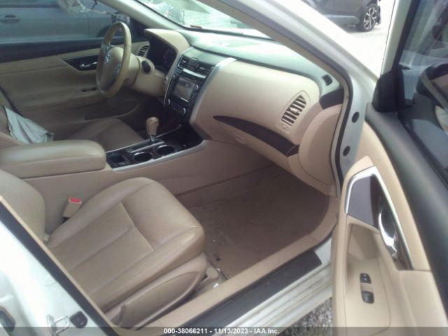 Photo 4 VIN: 1N4AL3AP9DC187953 - NISSAN ALTIMA 