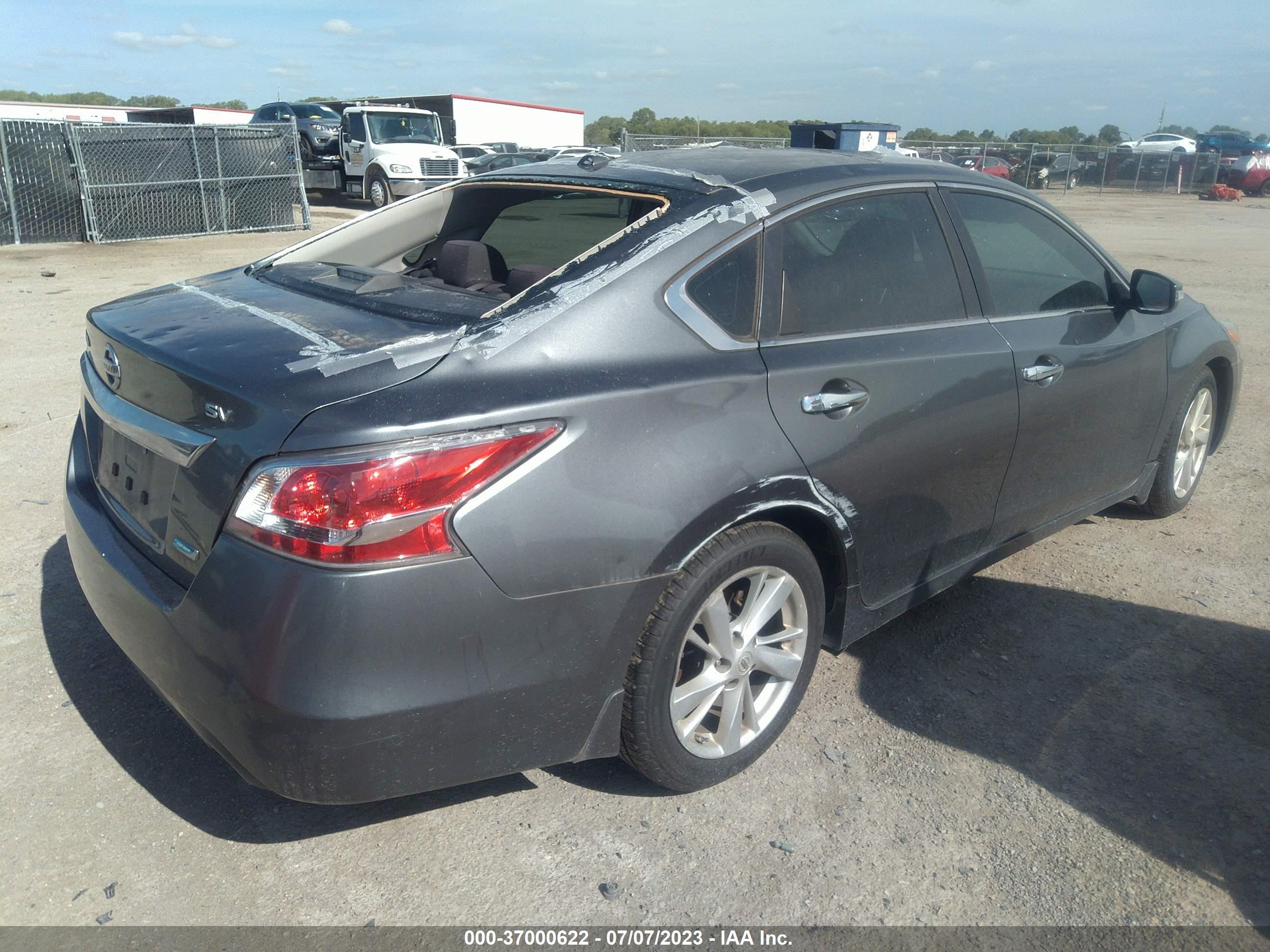 Photo 3 VIN: 1N4AL3AP9EC417704 - NISSAN ALTIMA 