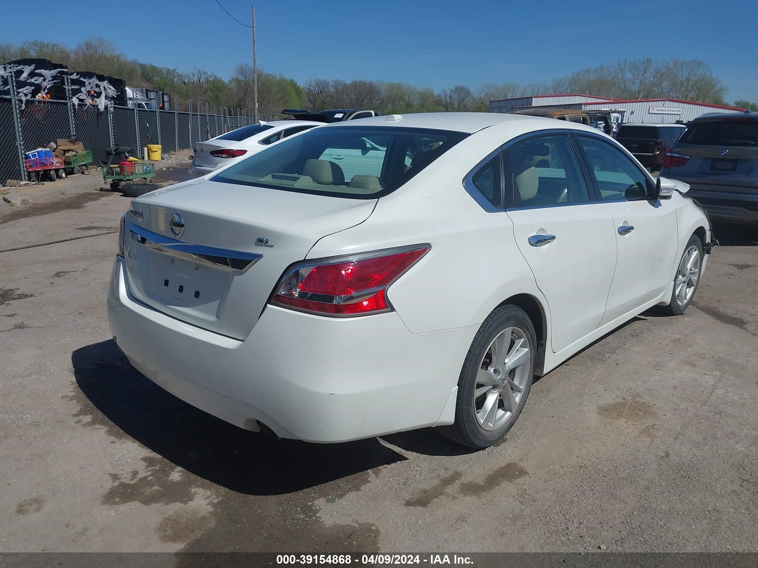 Photo 3 VIN: 1N4AL3AP9FC147715 - NISSAN ALTIMA 