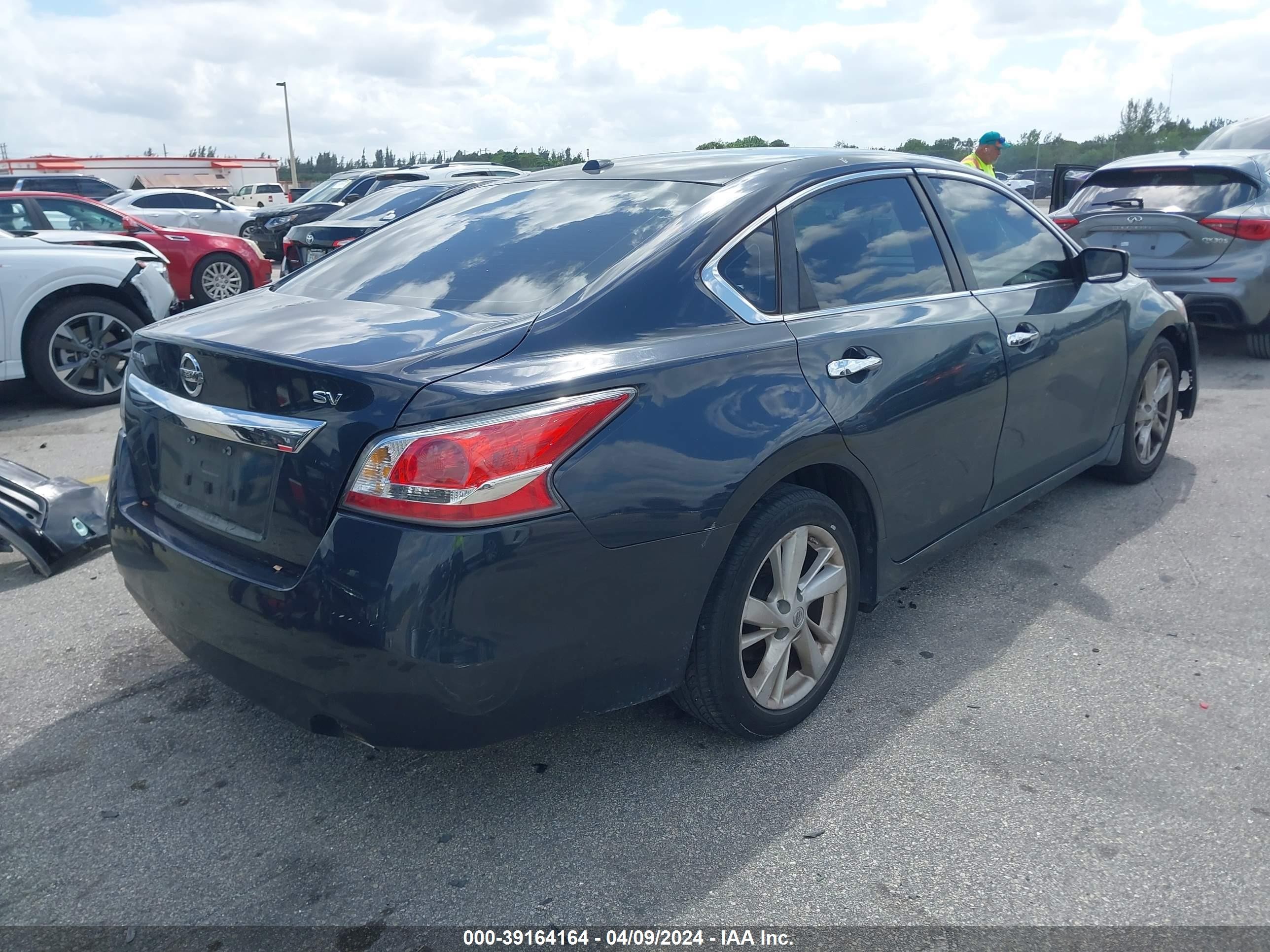 Photo 3 VIN: 1N4AL3AP9FC163543 - NISSAN ALTIMA 