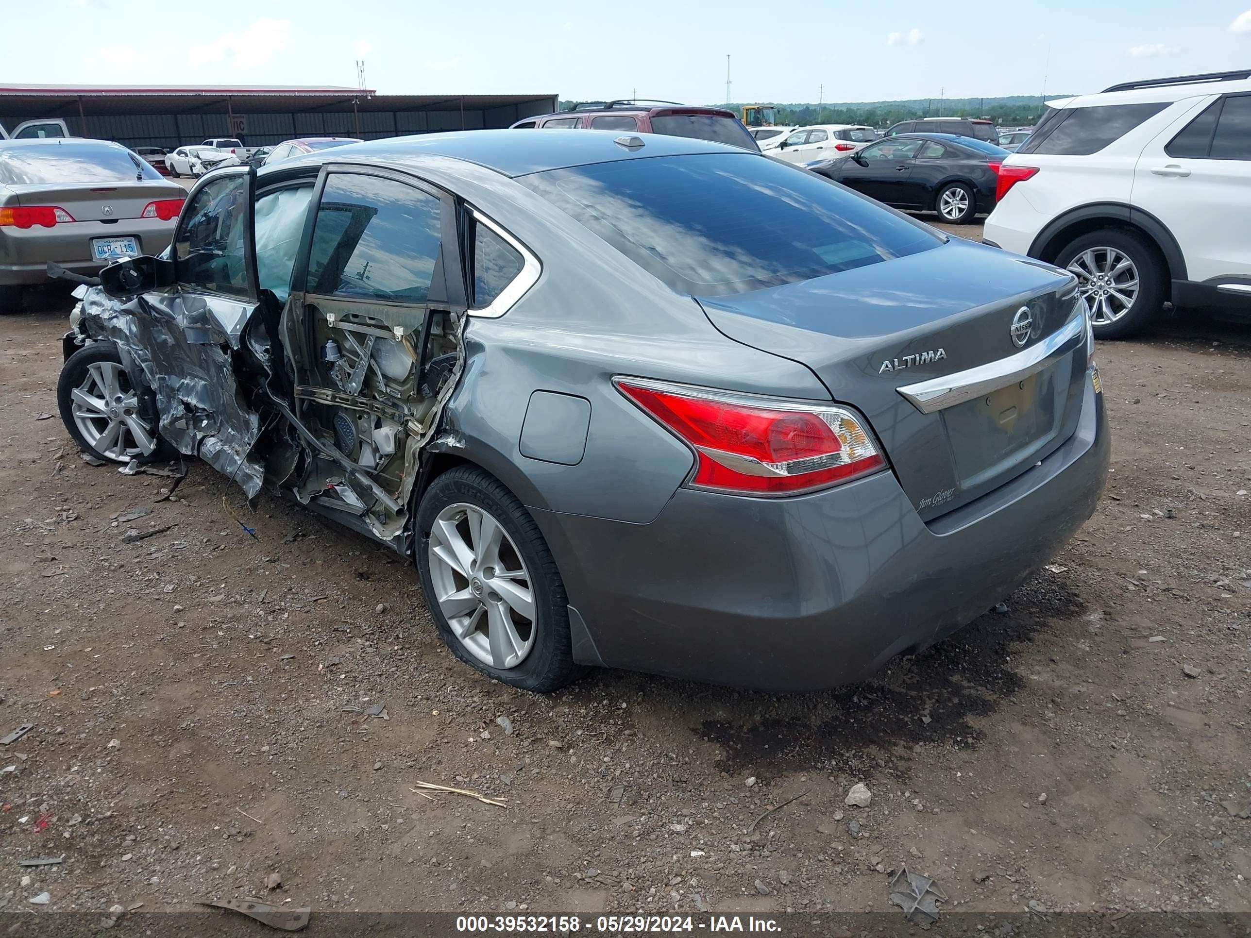 Photo 2 VIN: 1N4AL3AP9FC233641 - NISSAN ALTIMA 