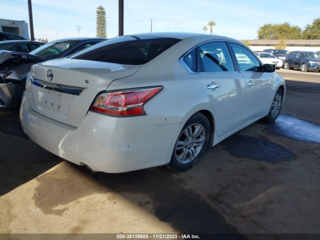 Photo 3 VIN: 1N4AL3AP9FN325496 - NISSAN ALTIMA 