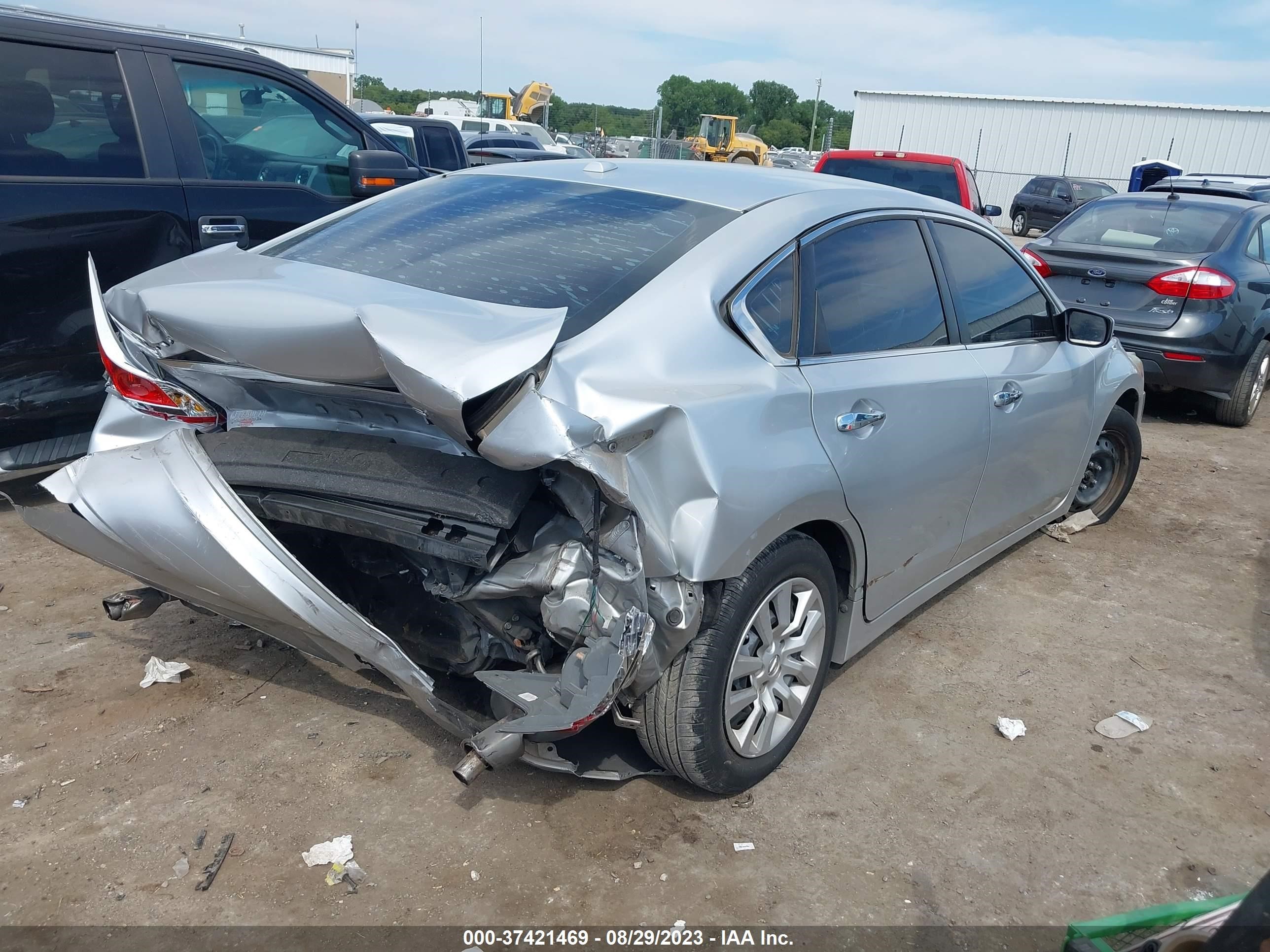 Photo 3 VIN: 1N4AL3AP9FN344159 - NISSAN ALTIMA 