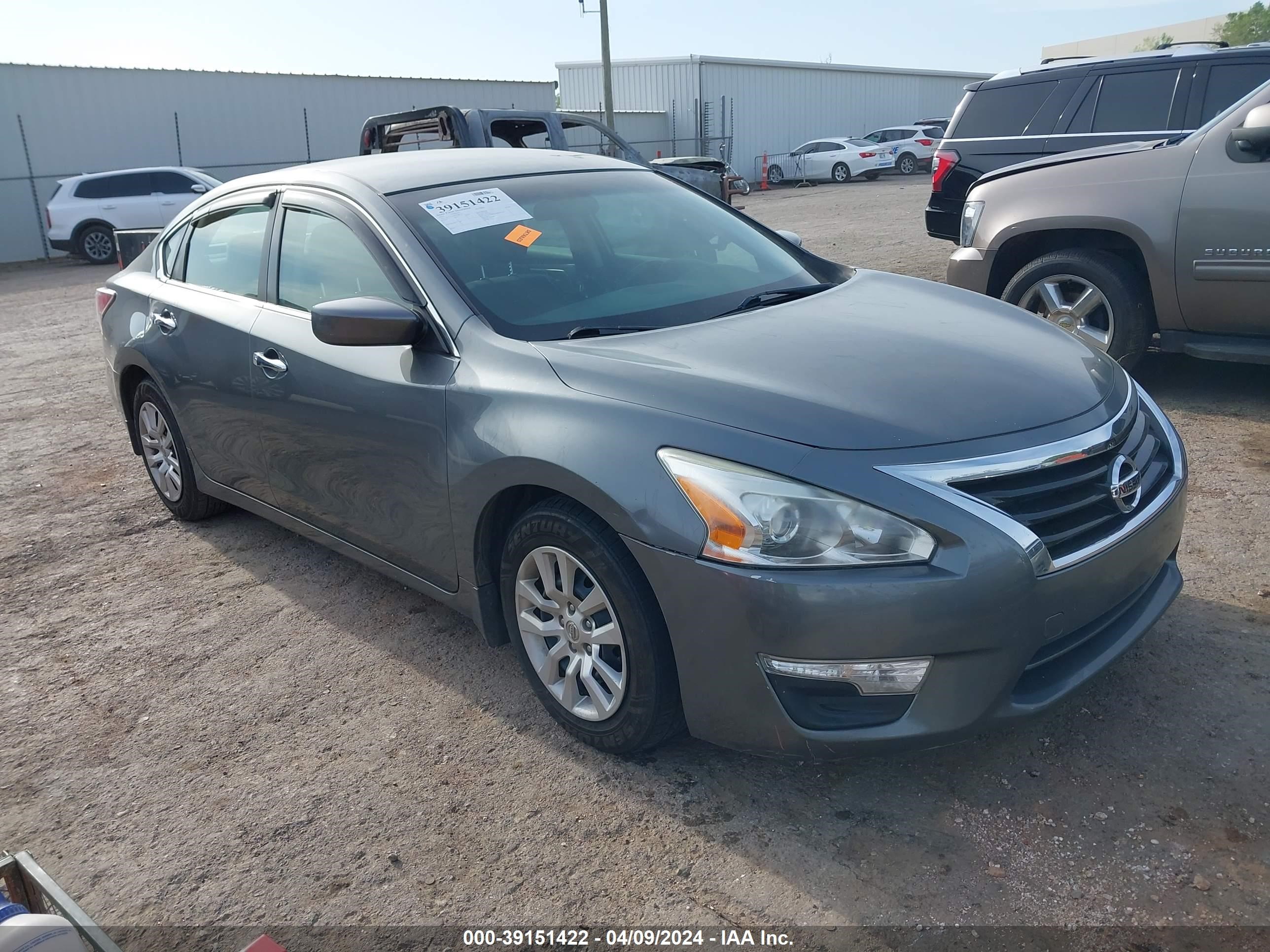 Photo 0 VIN: 1N4AL3AP9FN882327 - NISSAN ALTIMA 