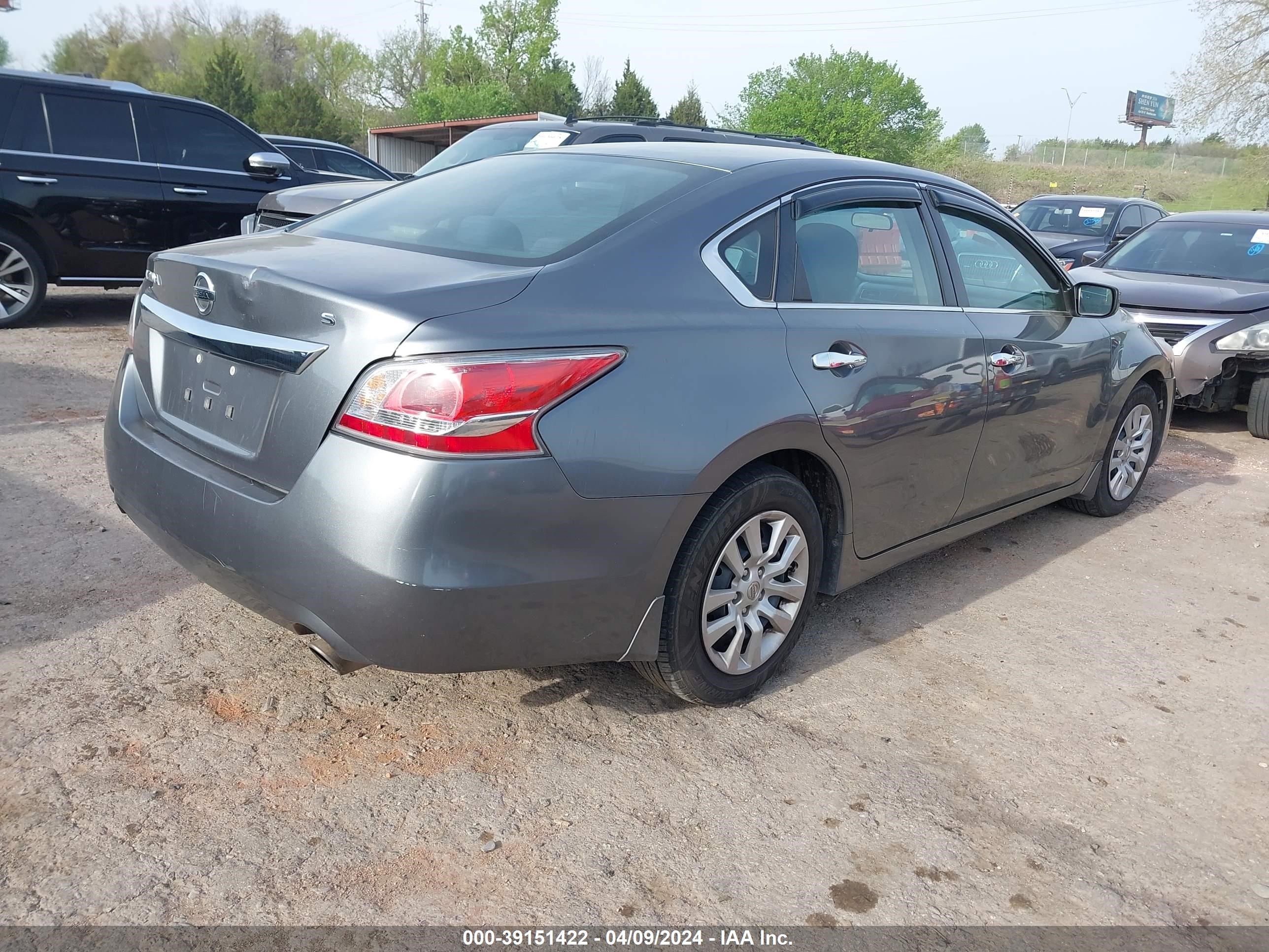 Photo 3 VIN: 1N4AL3AP9FN882327 - NISSAN ALTIMA 