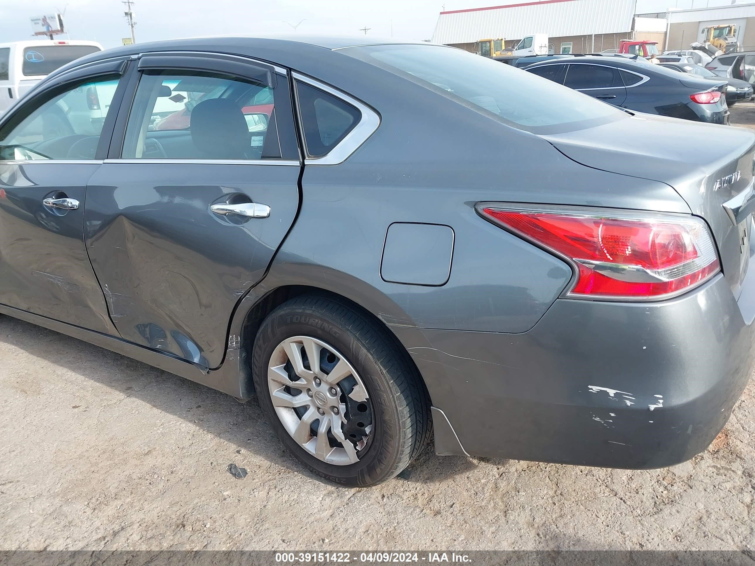 Photo 5 VIN: 1N4AL3AP9FN882327 - NISSAN ALTIMA 