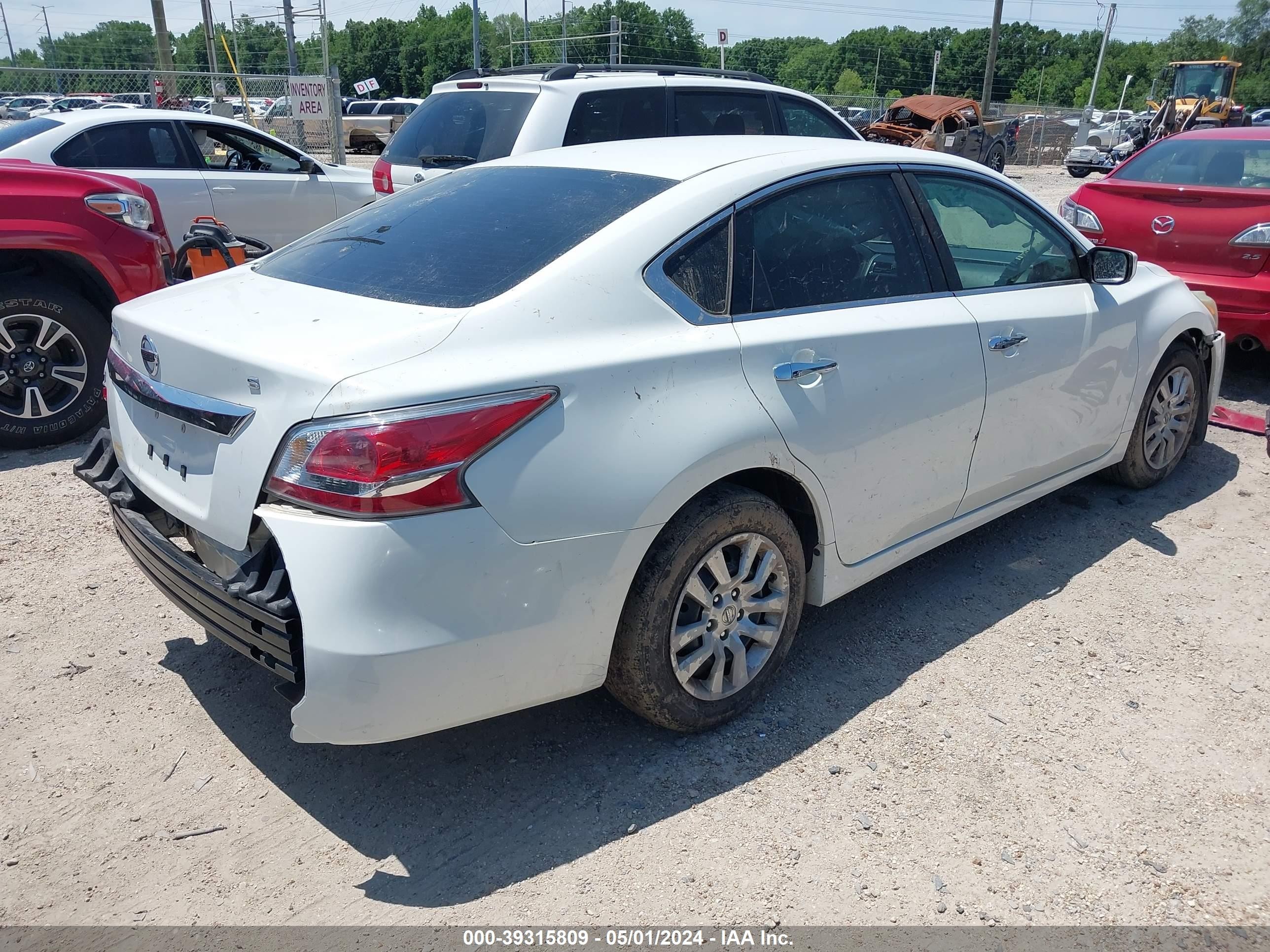 Photo 3 VIN: 1N4AL3AP9FN923619 - NISSAN ALTIMA 