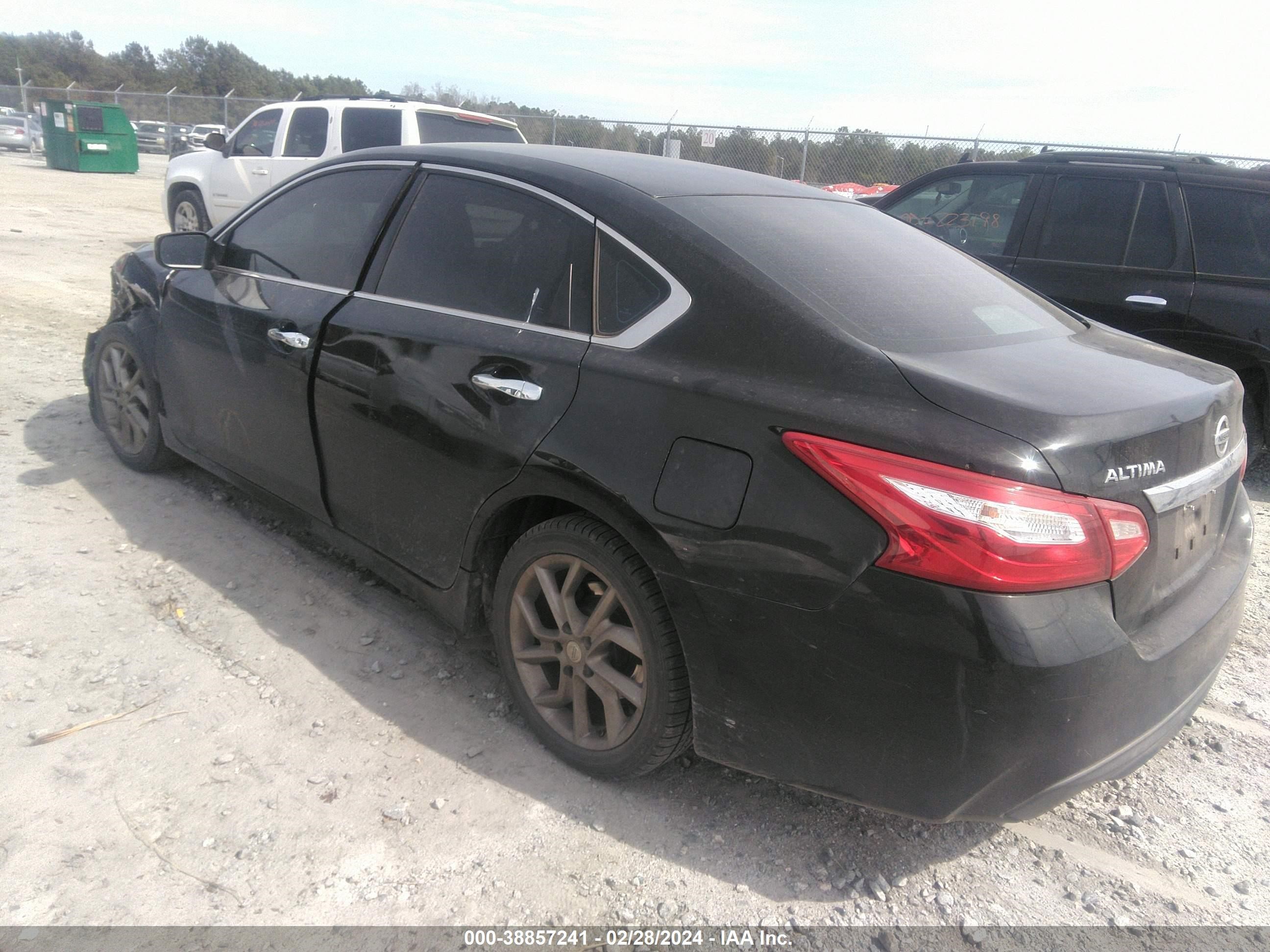 Photo 2 VIN: 1N4AL3AP9GC160501 - NISSAN ALTIMA 