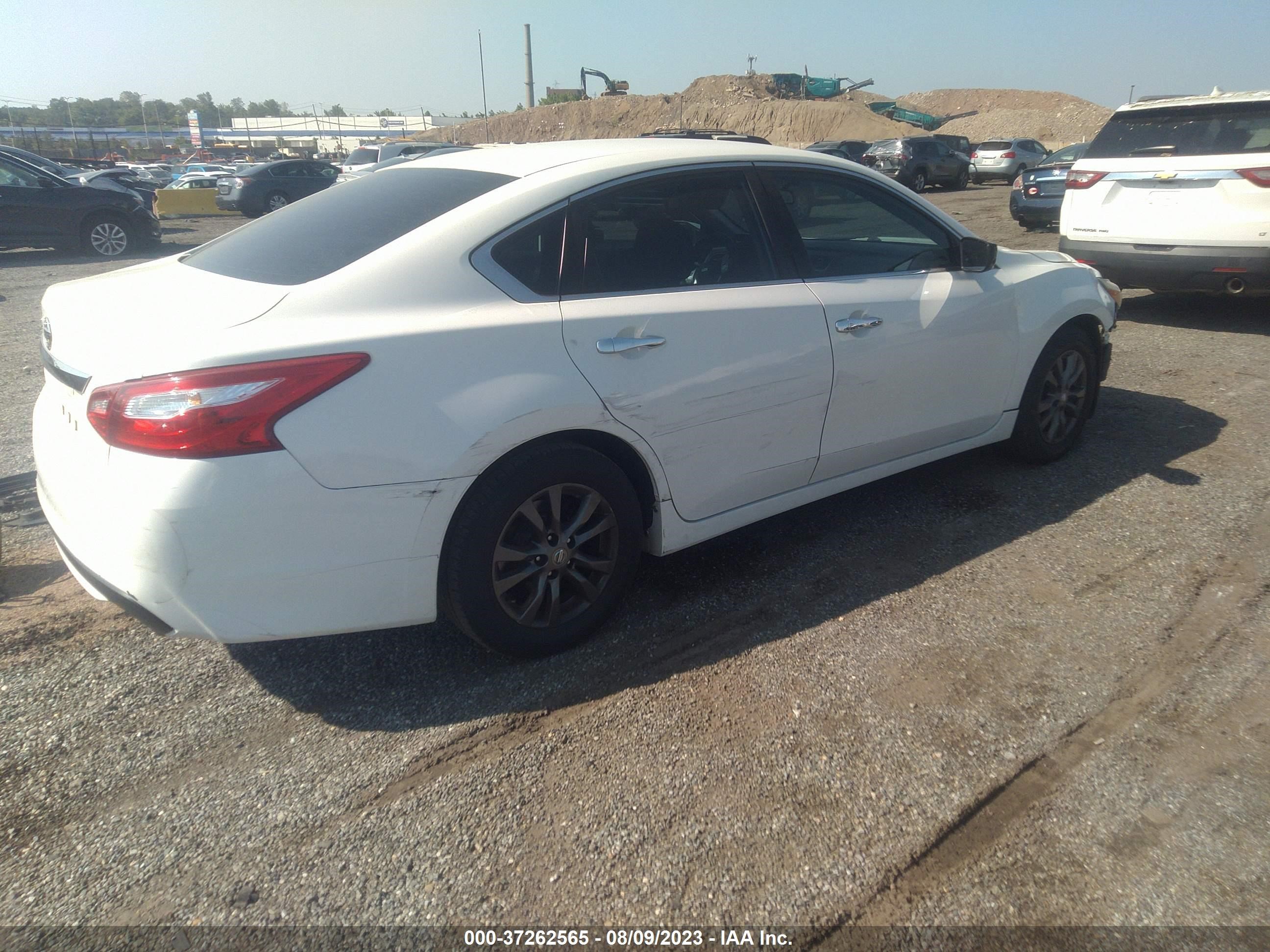 Photo 3 VIN: 1N4AL3AP9GN313592 - NISSAN ALTIMA 