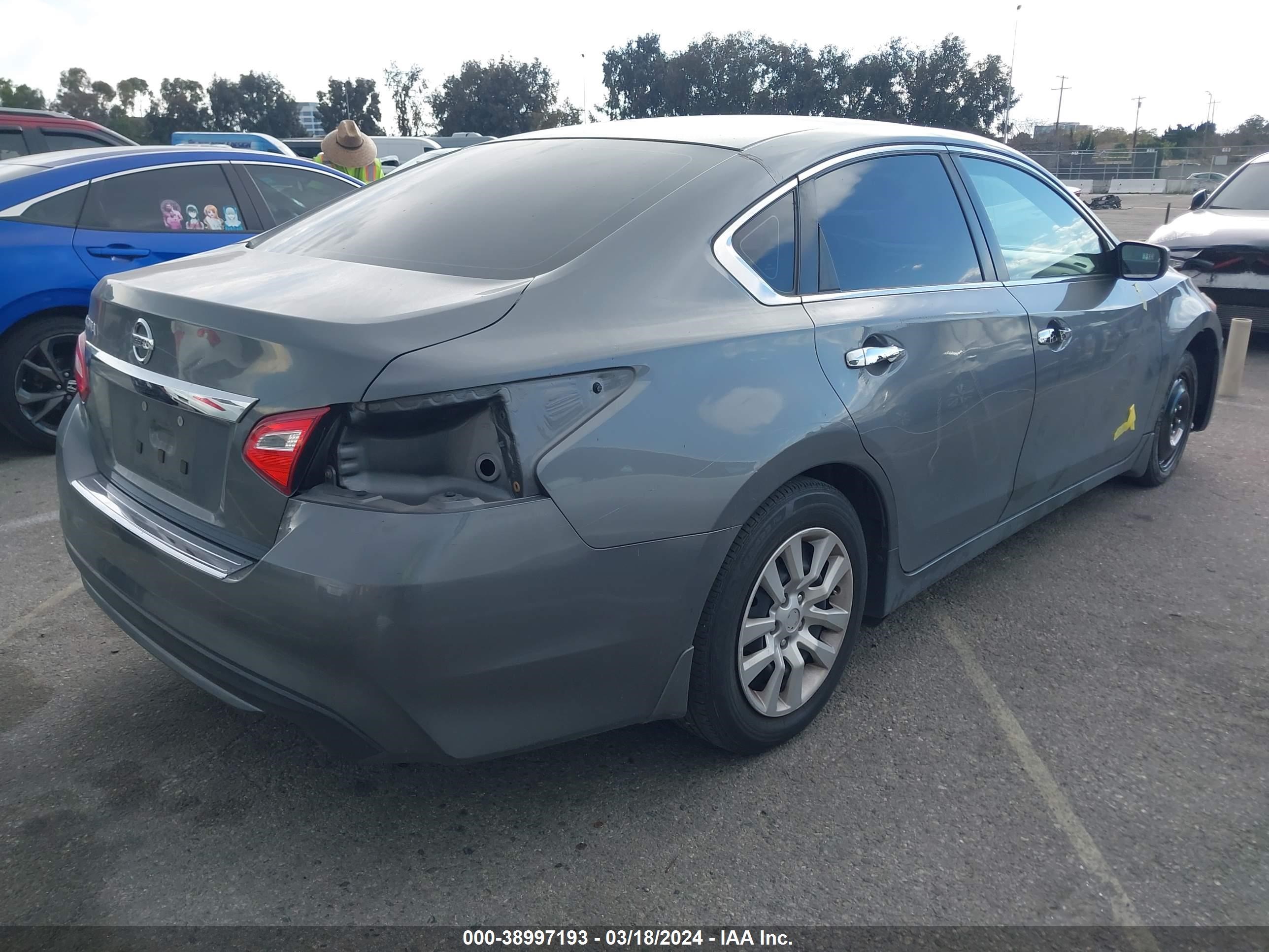 Photo 3 VIN: 1N4AL3AP9GN346480 - NISSAN ALTIMA 