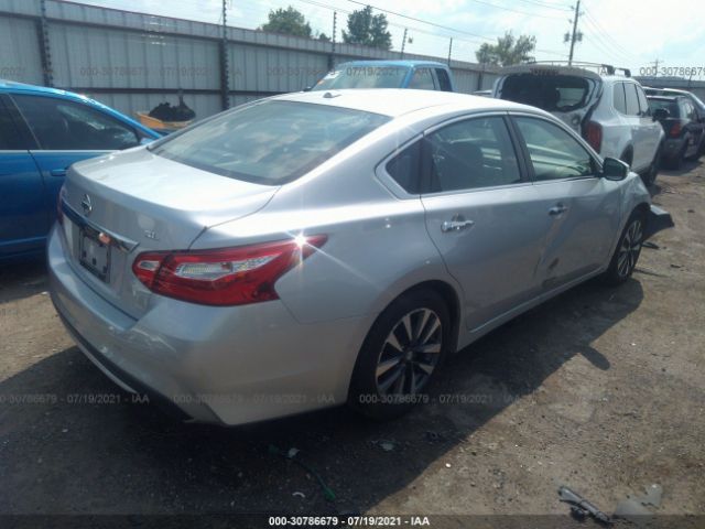 Photo 3 VIN: 1N4AL3AP9HC135874 - NISSAN ALTIMA 