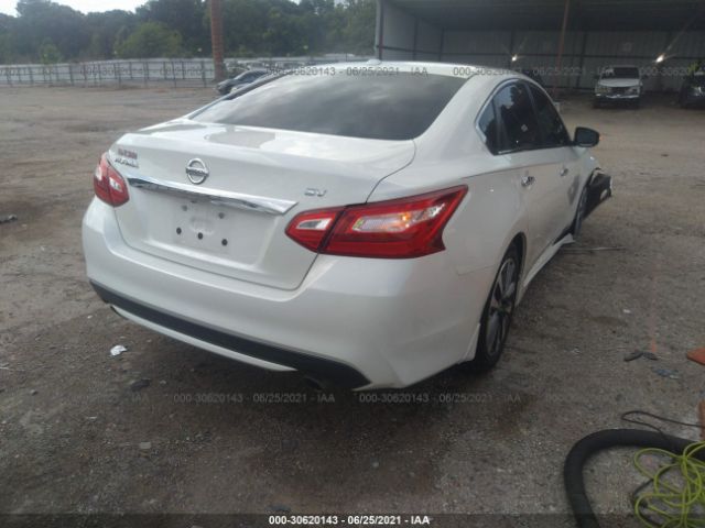 Photo 3 VIN: 1N4AL3AP9HC215692 - NISSAN ALTIMA 