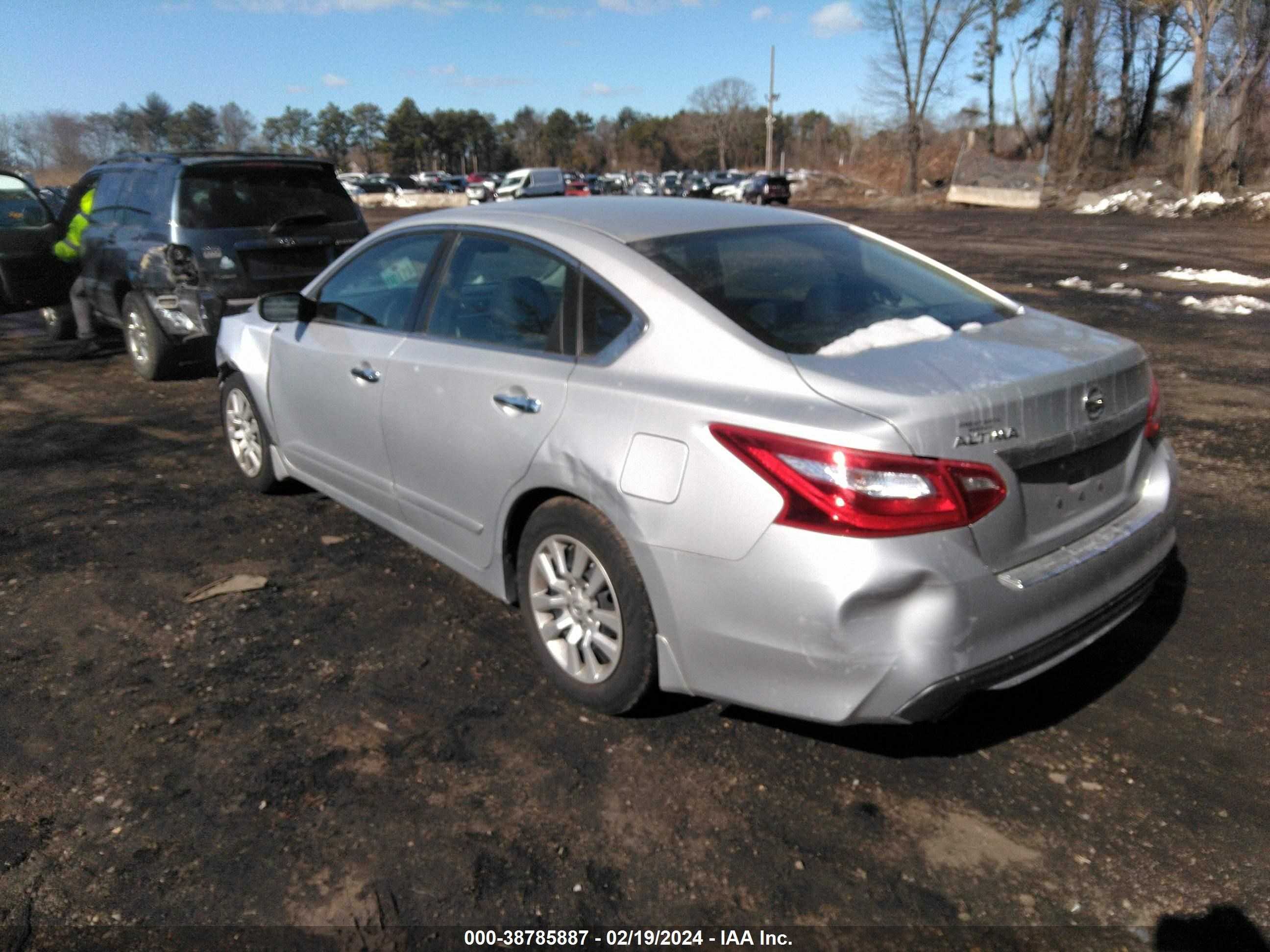 Photo 2 VIN: 1N4AL3AP9HC247249 - NISSAN ALTIMA 