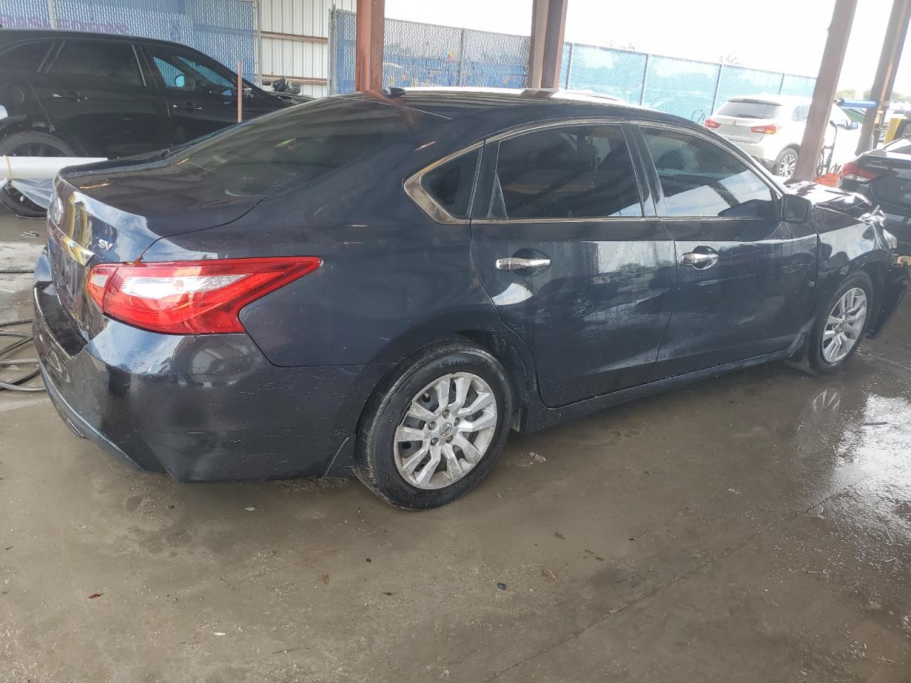 Photo 2 VIN: 1N4AL3AP9HC260471 - NISSAN ALTIMA 