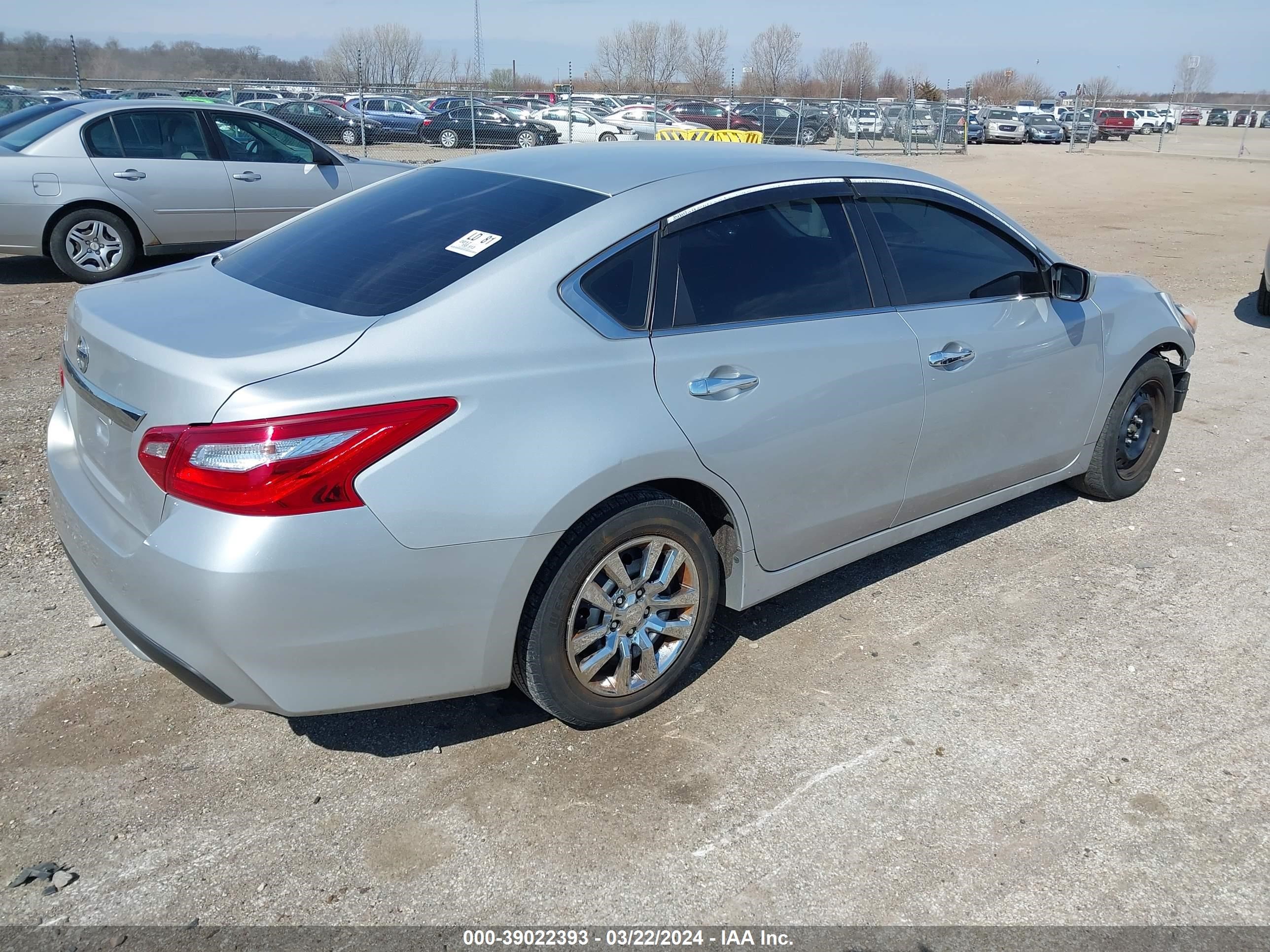 Photo 3 VIN: 1N4AL3AP9HN326506 - NISSAN ALTIMA 