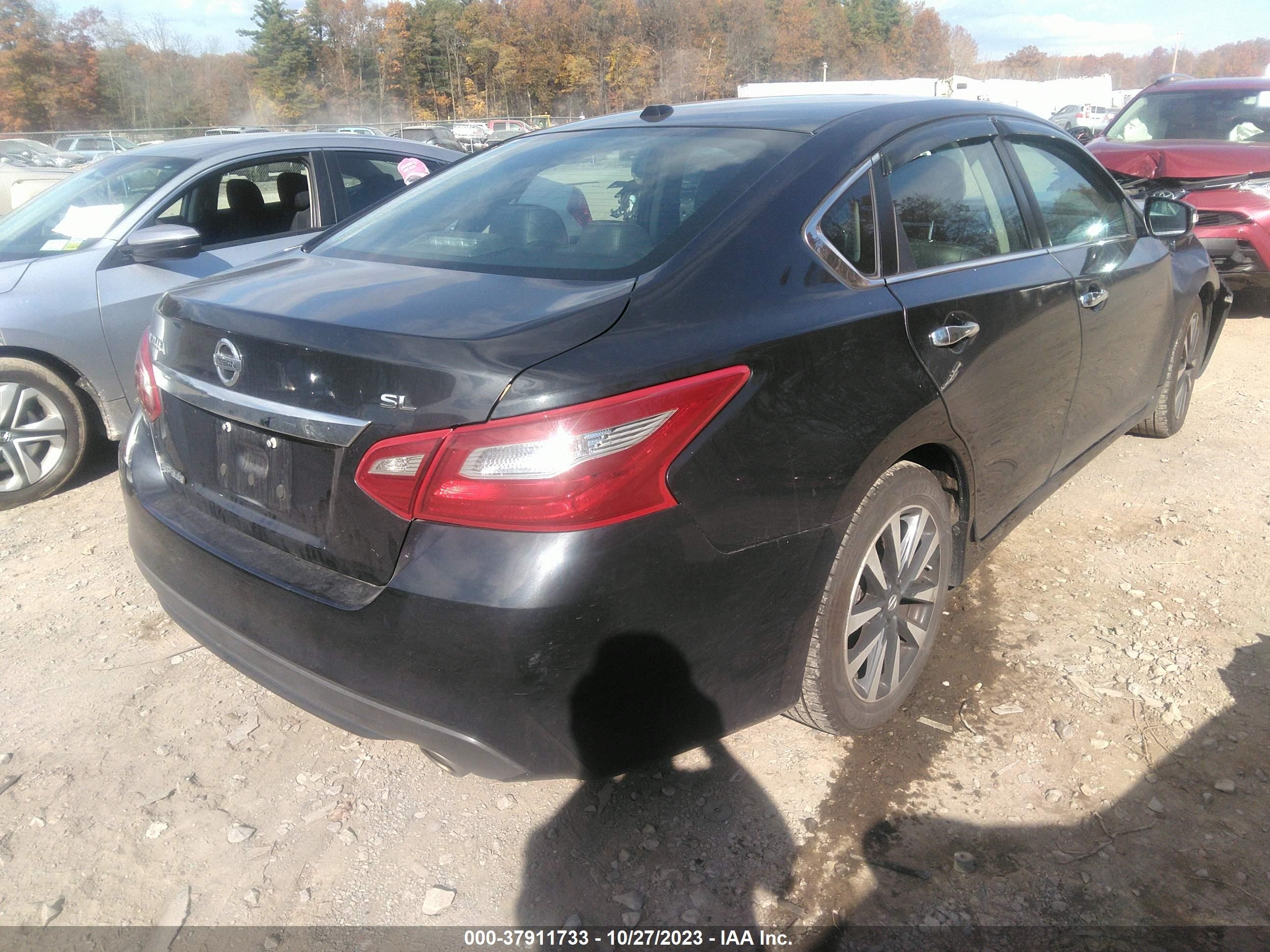 Photo 3 VIN: 1N4AL3AP9JC172624 - NISSAN ALTIMA 