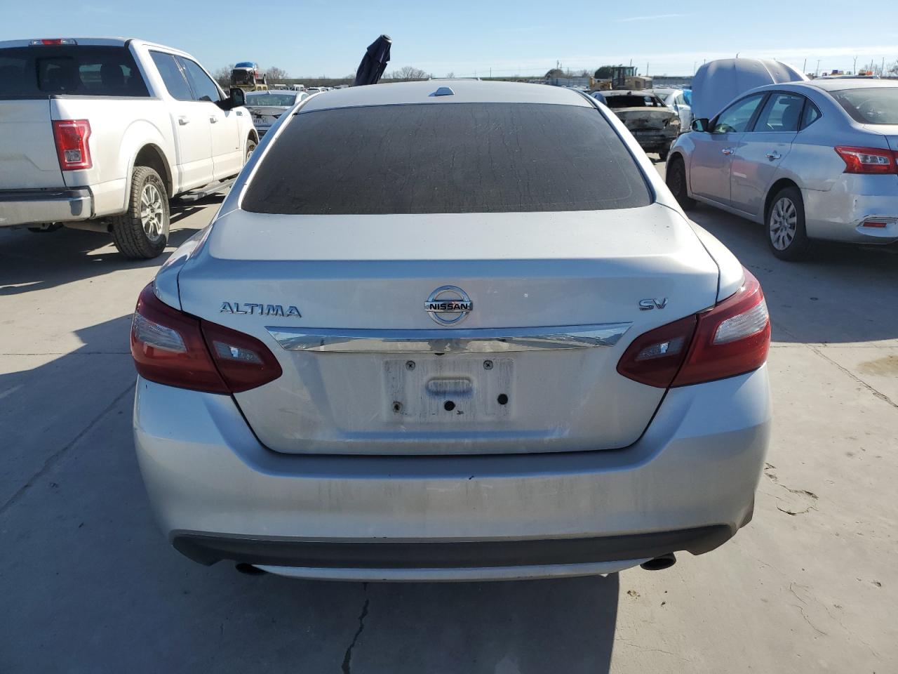 Photo 5 VIN: 1N4AL3AP9JC203158 - NISSAN ALTIMA 