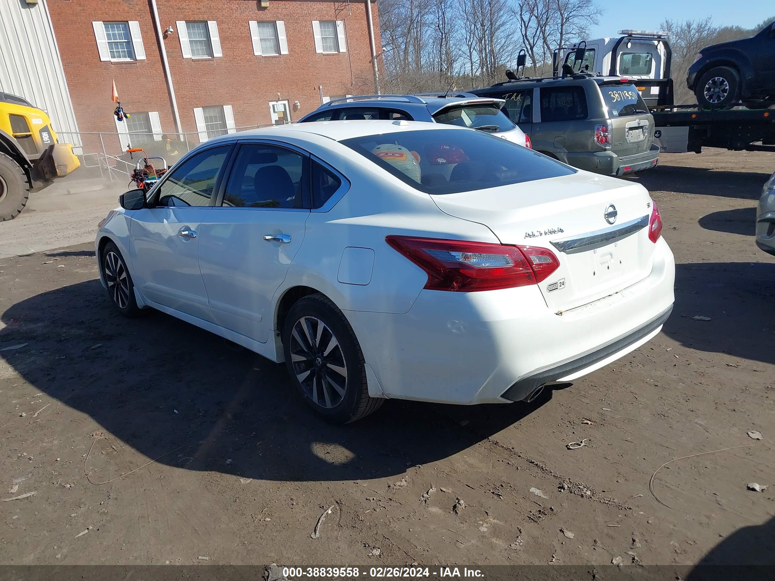 Photo 2 VIN: 1N4AL3AP9JC222535 - NISSAN ALTIMA 